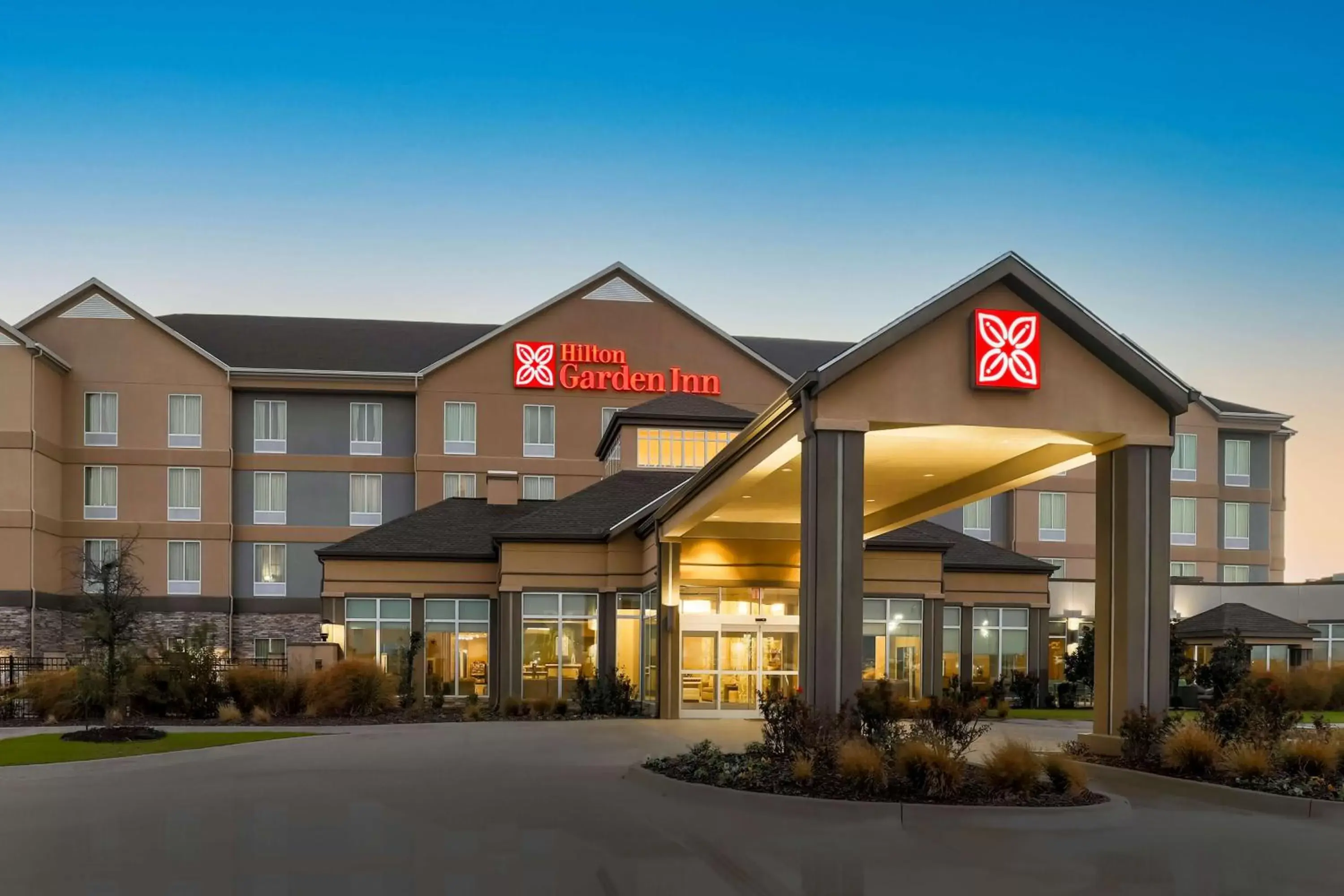 Property building in Hilton Garden Inn Ardmore Property building in Hilton Garden Inn Ardmore