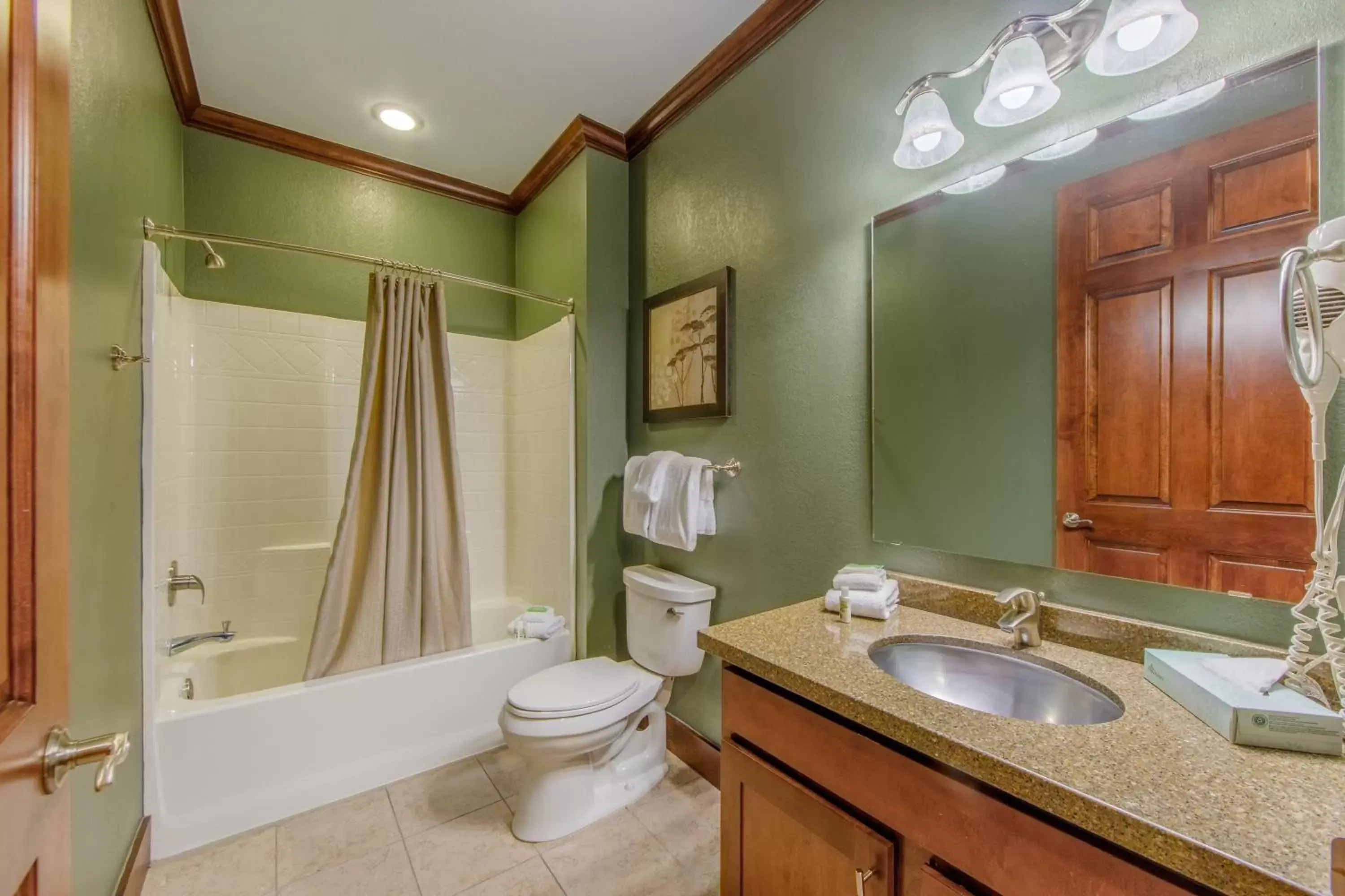Photo of the whole room, Bathroom in Holiday Inn Club Vacations Galveston Seaside Resort, an IHG Hotel