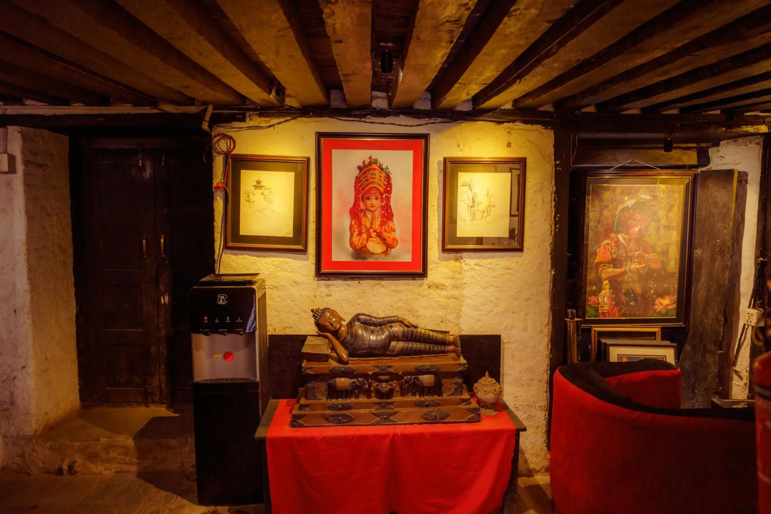 Property building in Hira Guest House