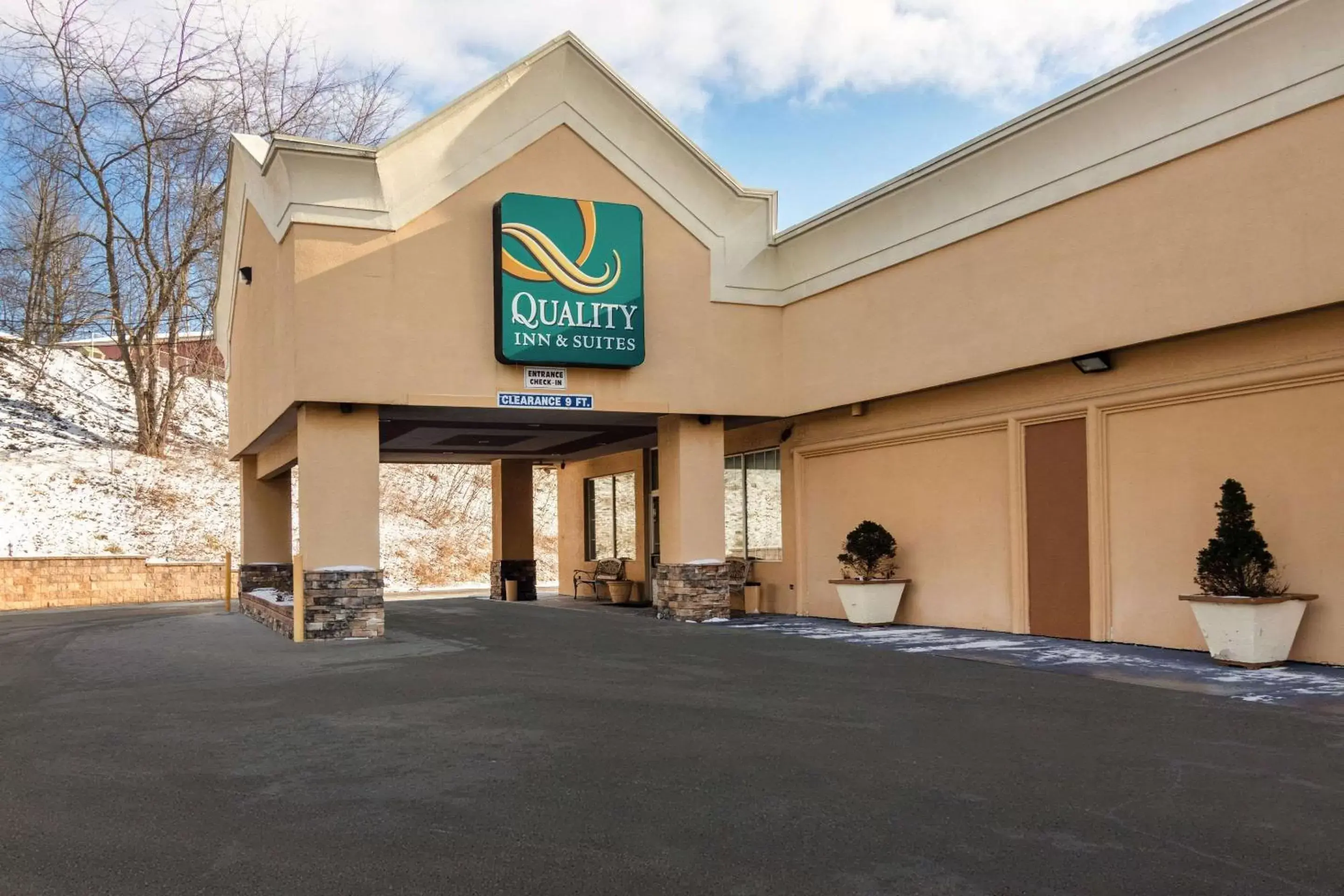 Property building in Quality Inn & Suites Indiana, PA