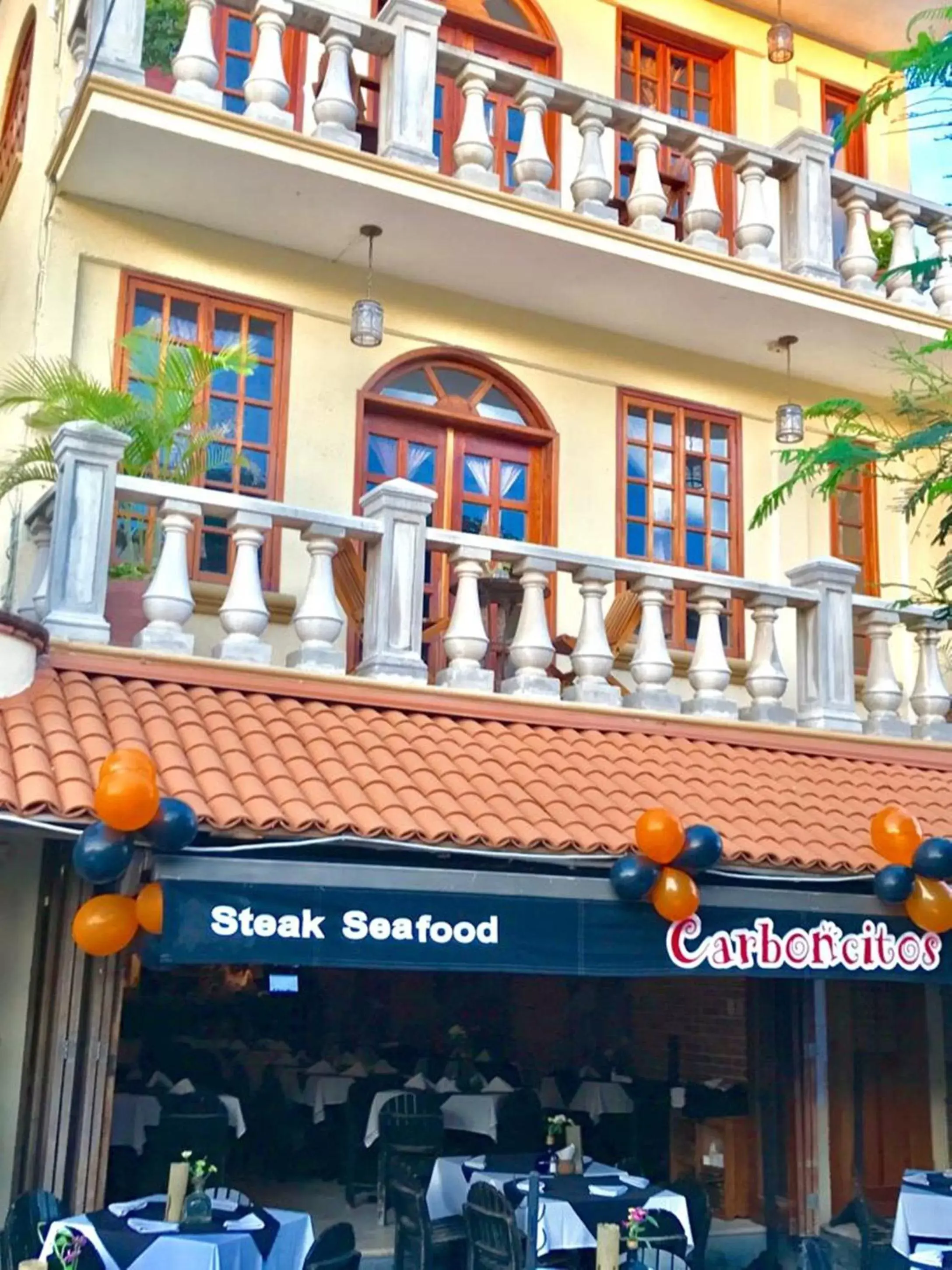 Facade/entrance, Property Building in Hotel Cielo