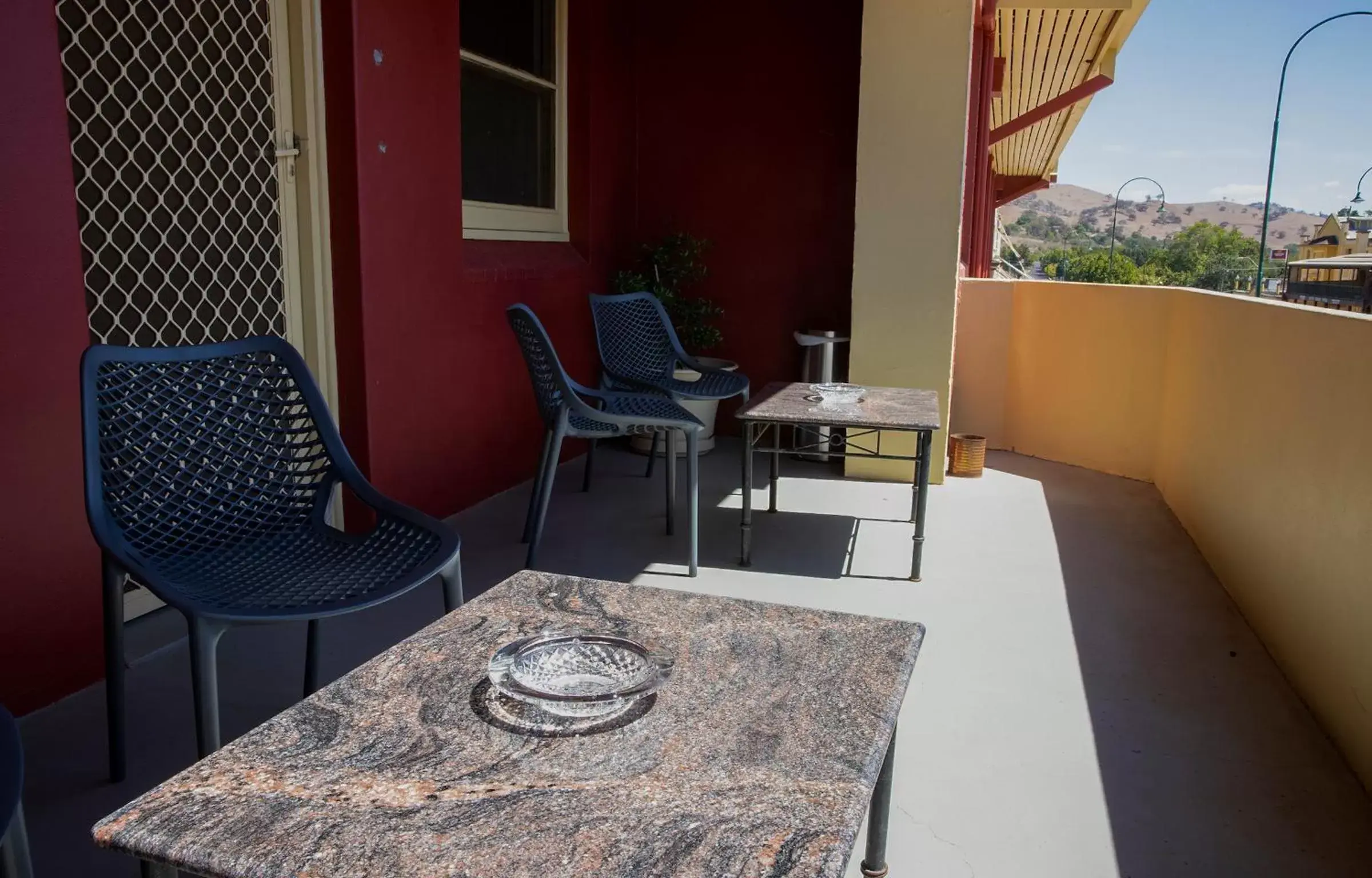 Balcony/Terrace in Criterion Hotel Gundagai