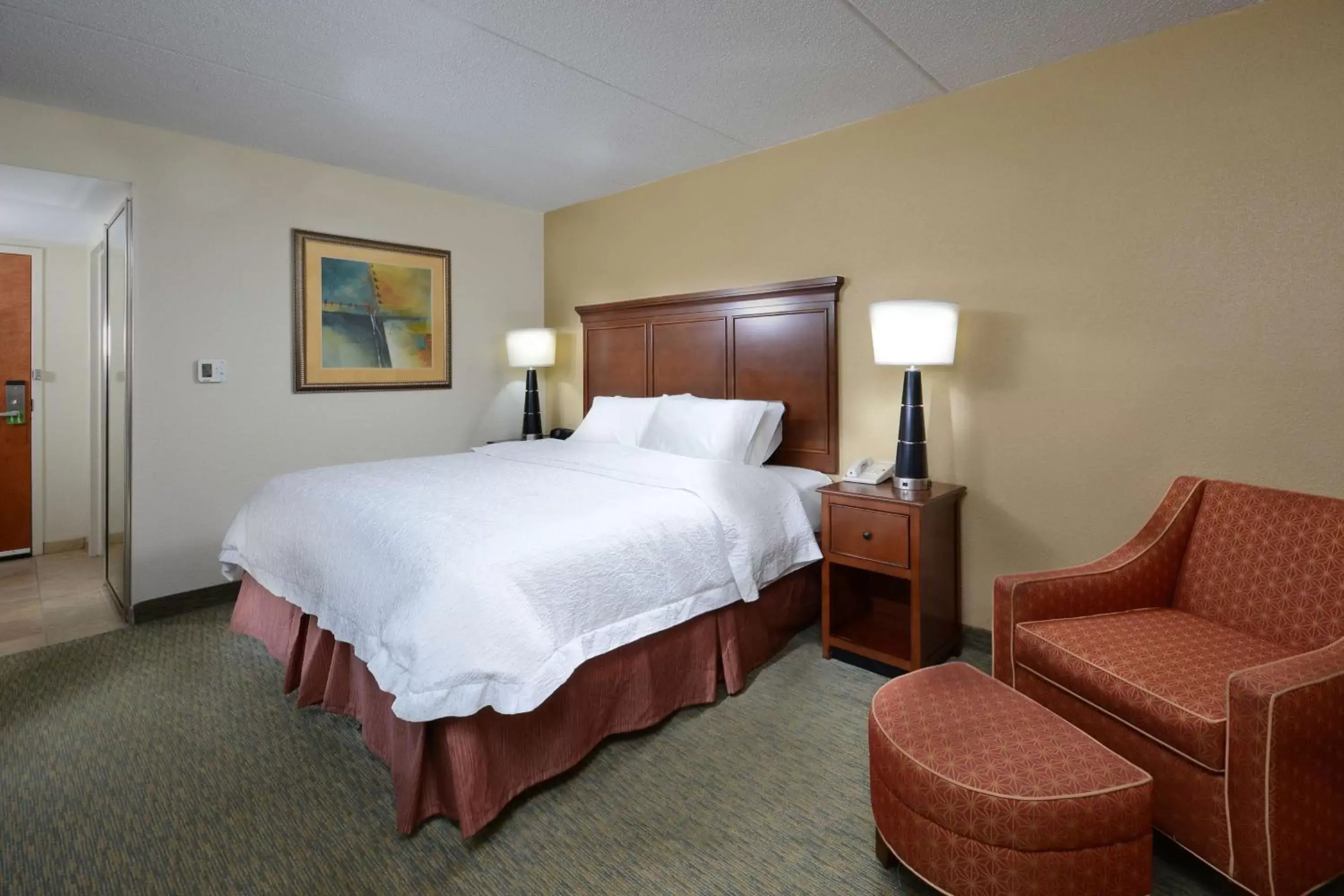 Bed in Hampton Inn Raleigh/Durham Airport