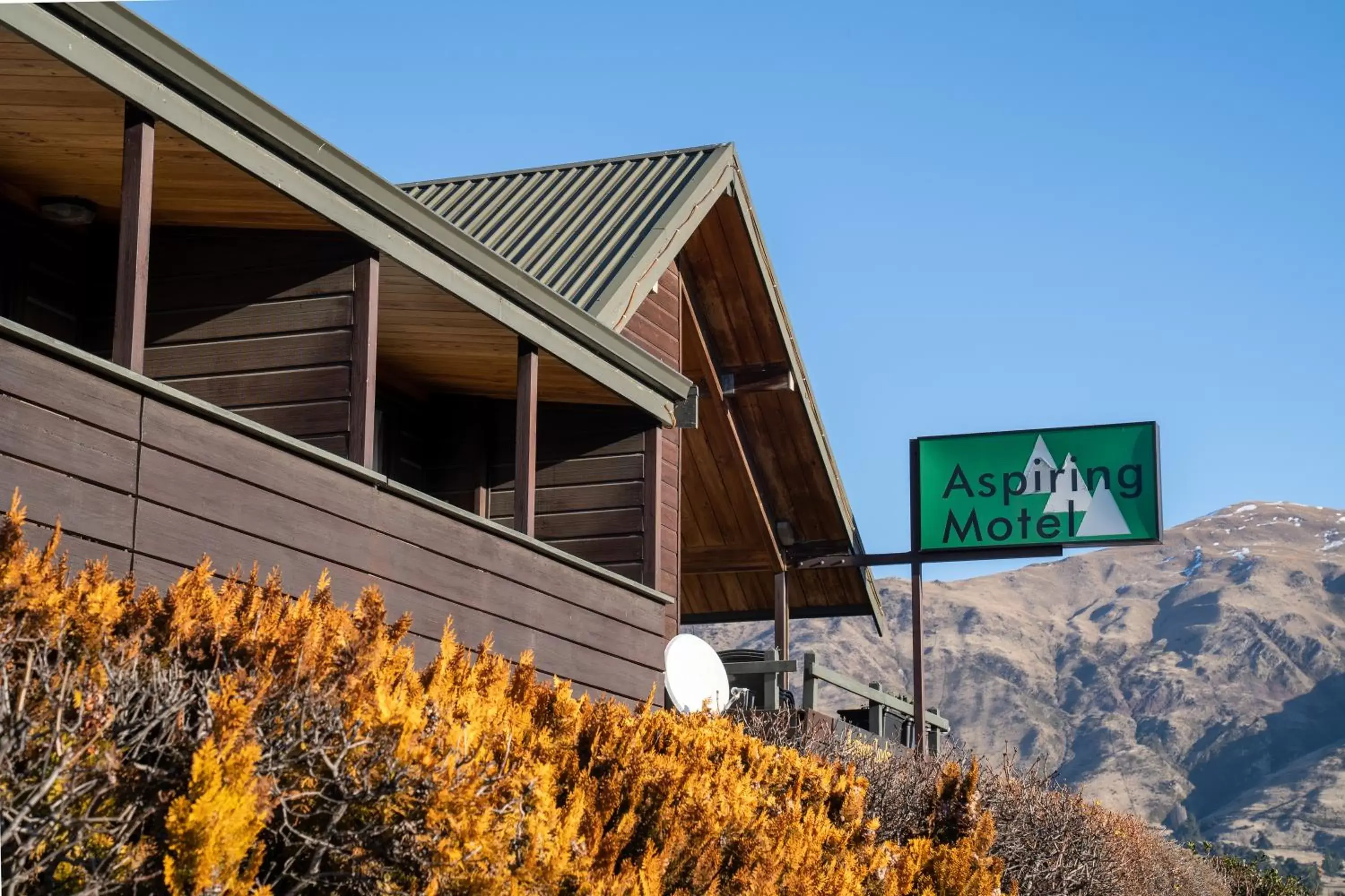 Property Building in Aspiring Lodge Motel