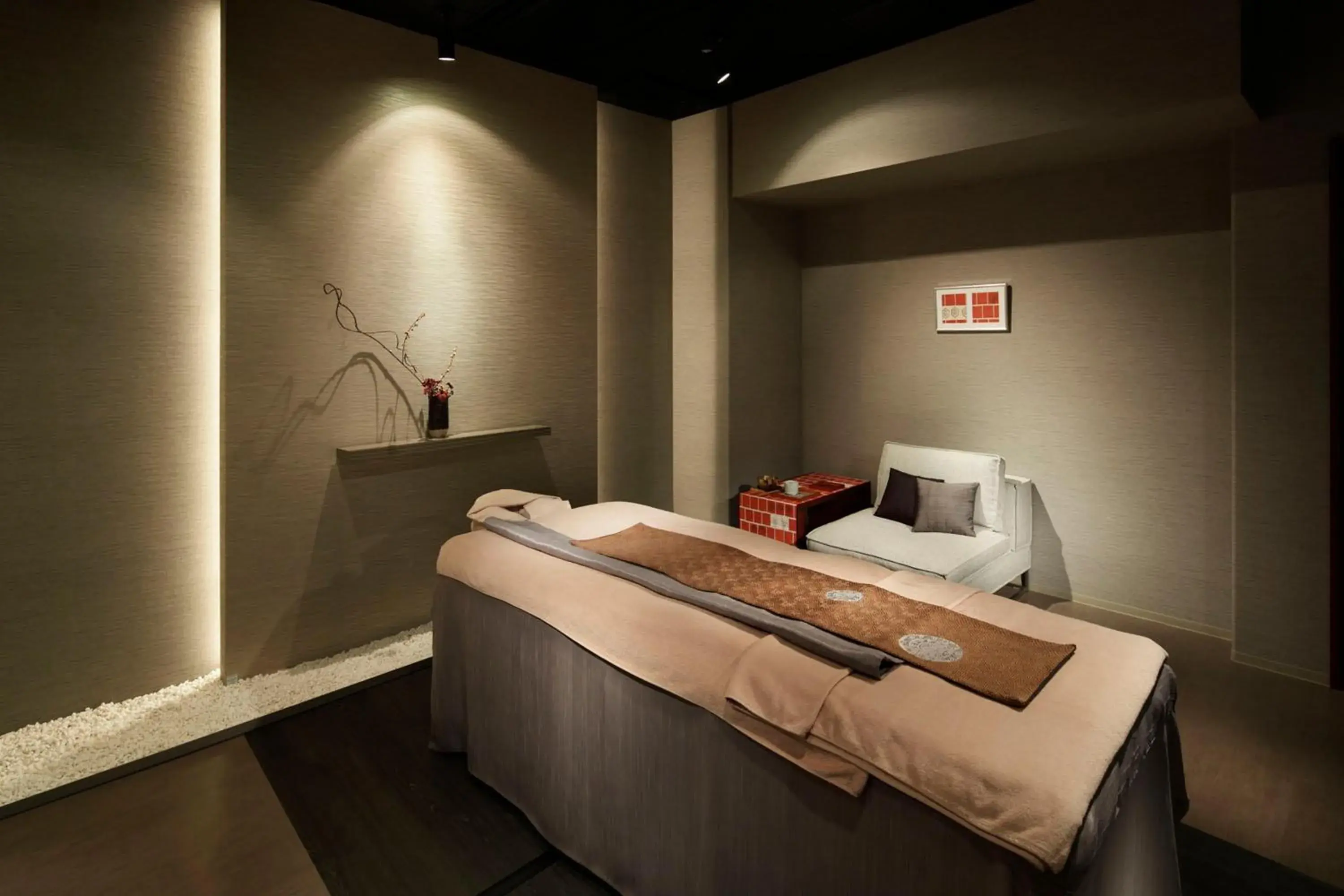 Spa and wellness centre/facilities, Bed in The Prince Sakura Tower Tokyo, Autograph Collection