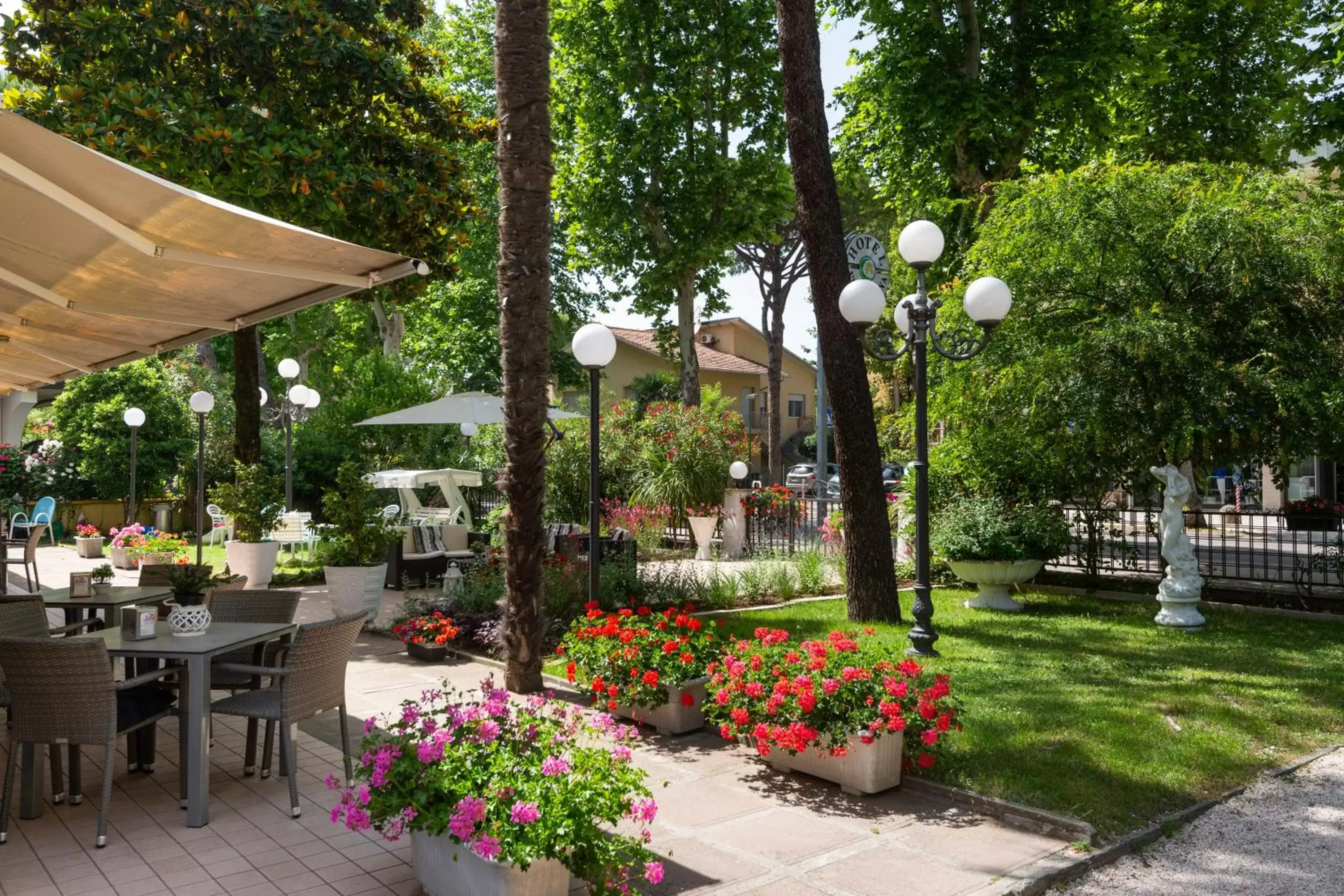 Garden in Hotel Verde Luna