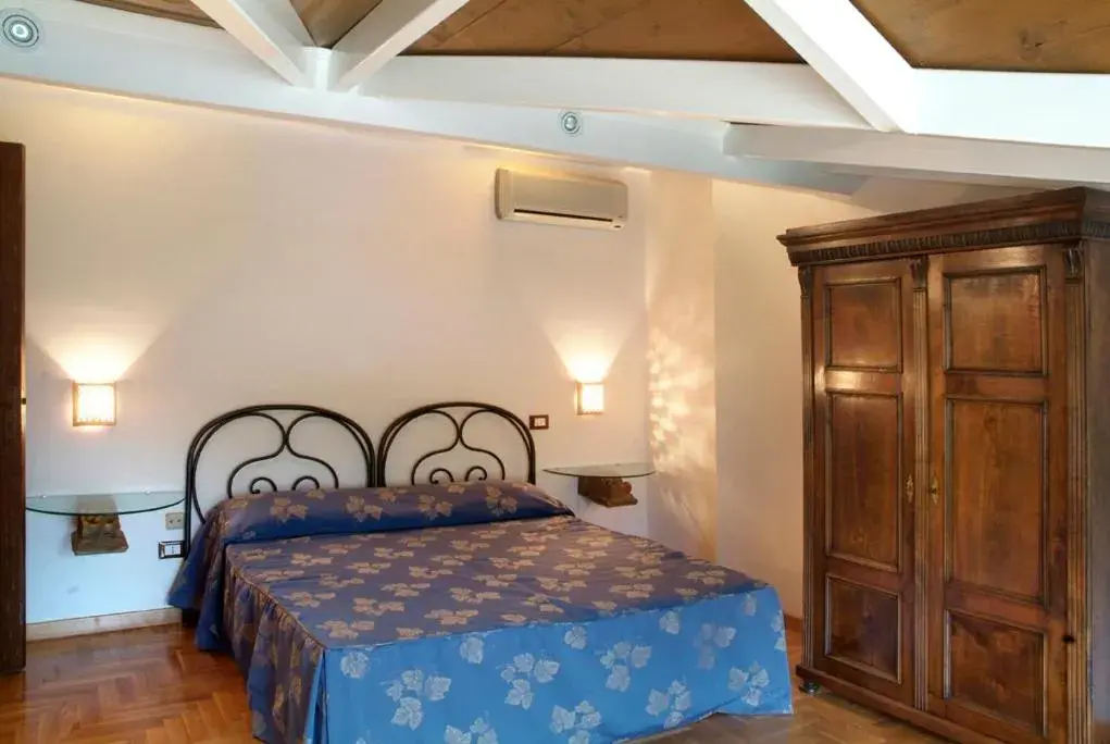 Bedroom, Room Photo in Hotel Villa Rizzo Resort and Spa
