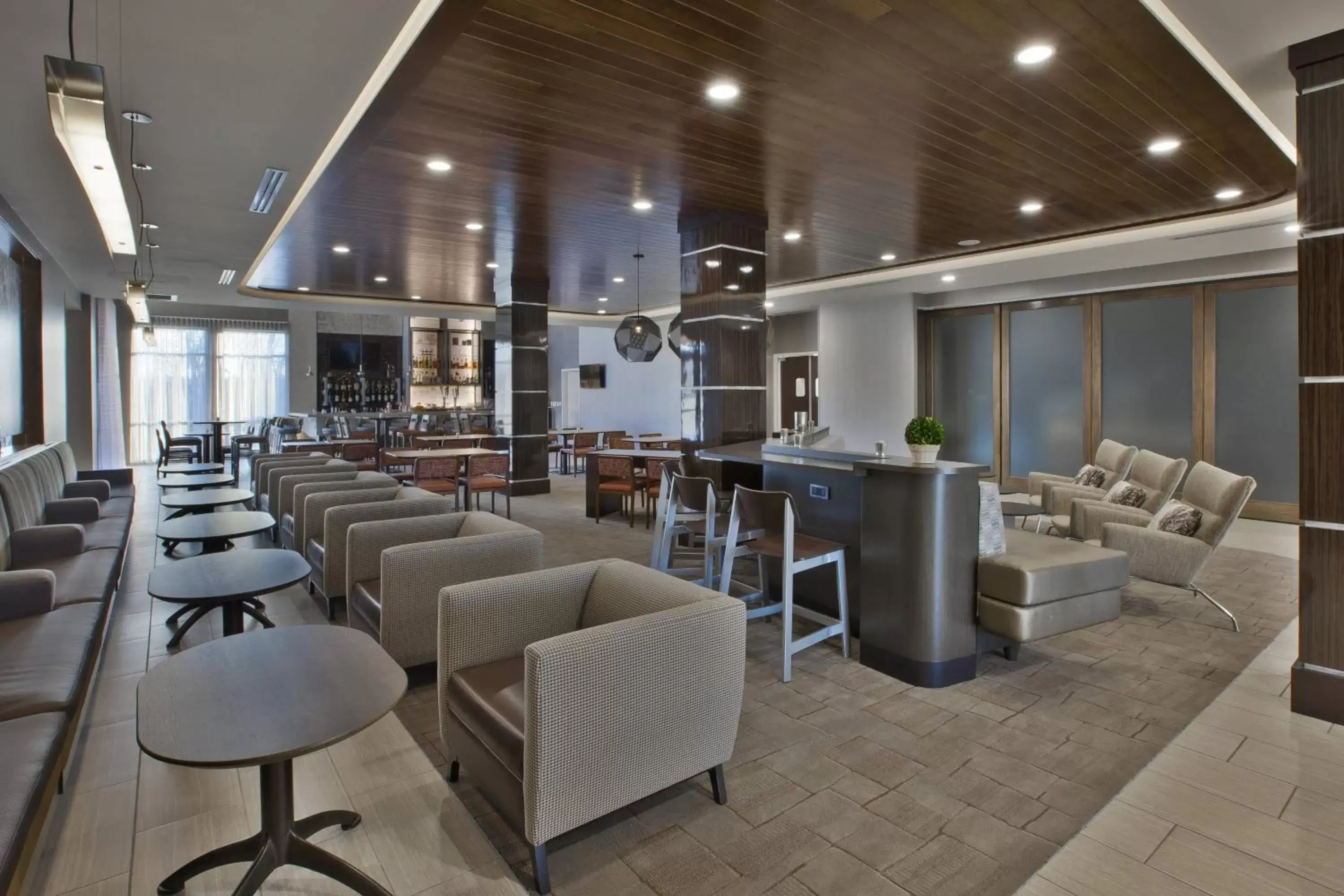 Restaurant/places to eat, Lounge/Bar in SpringHill Suites by Marriott Chattanooga North/Ooltewah