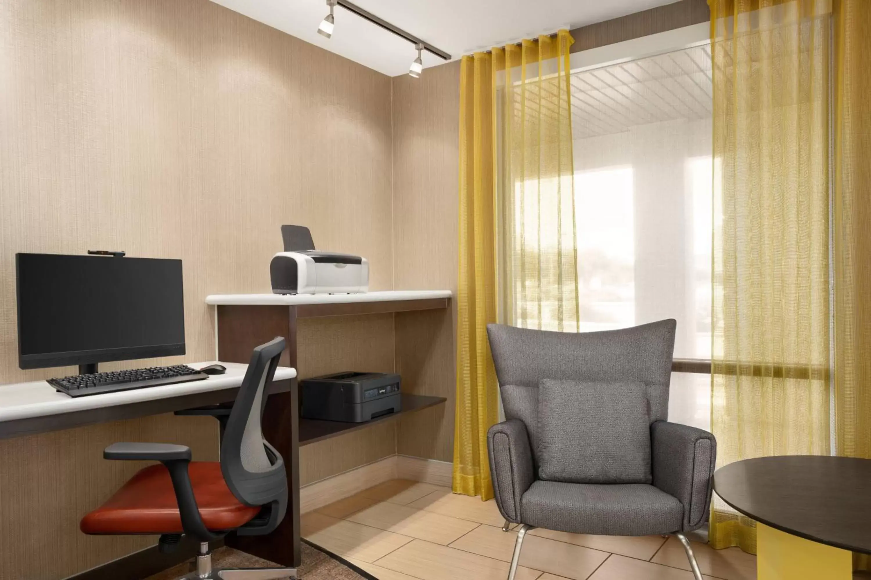 Business facilities in SpringHill Suites Phoenix Chandler/Fashion Center