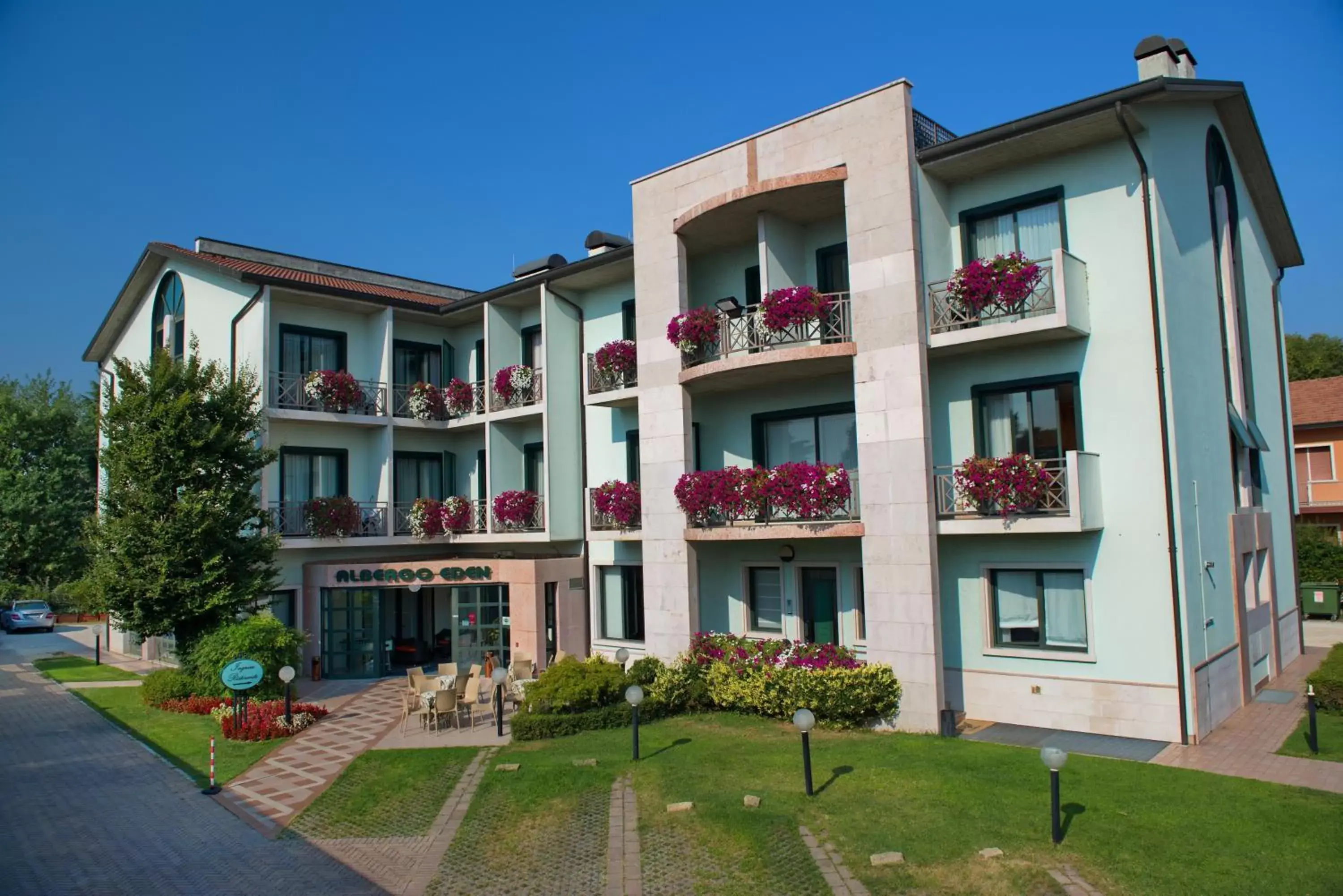 Facade/entrance, Property Building in Hotel Eden