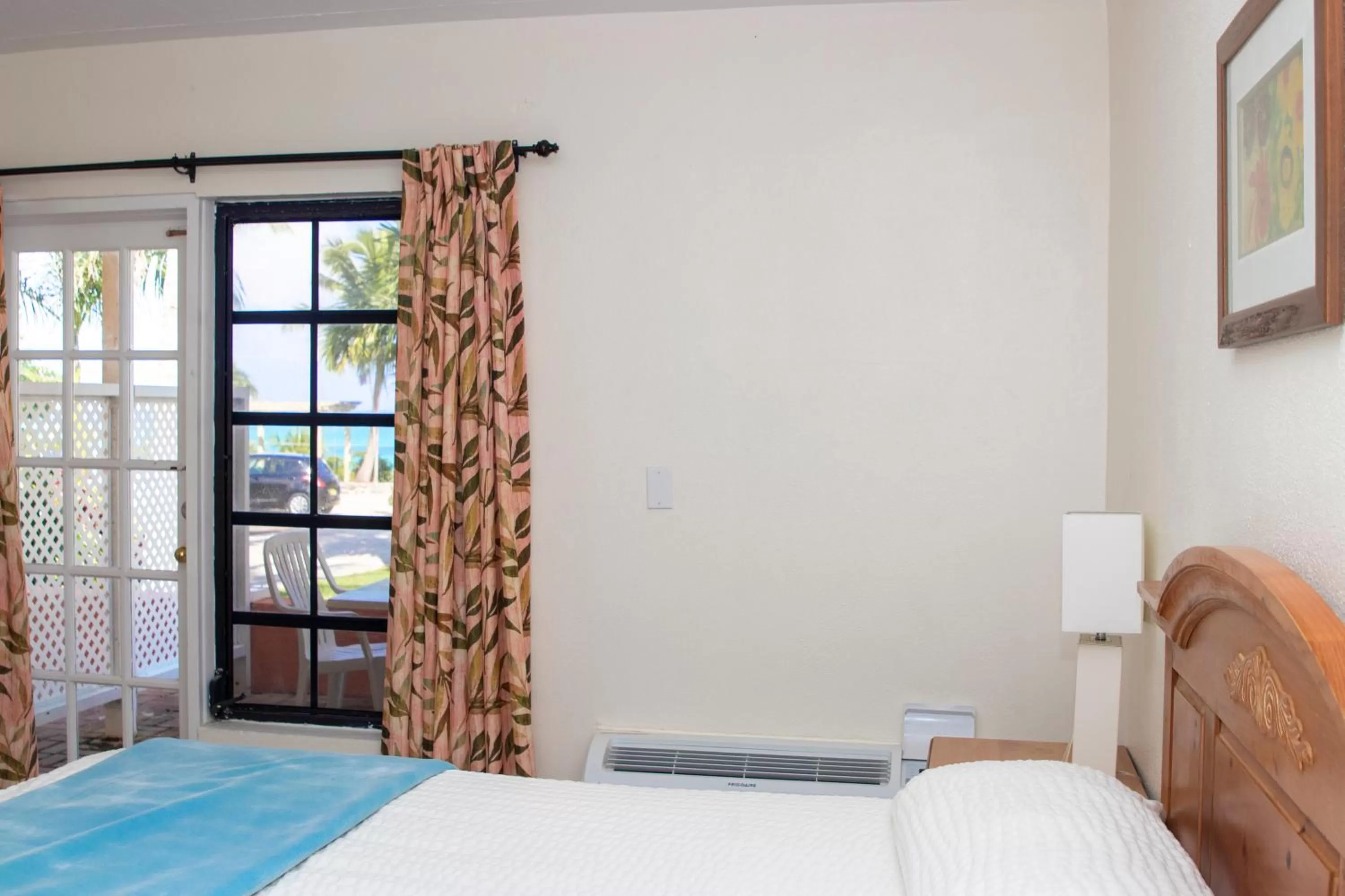 Bed in Orange Hill Beach Inn