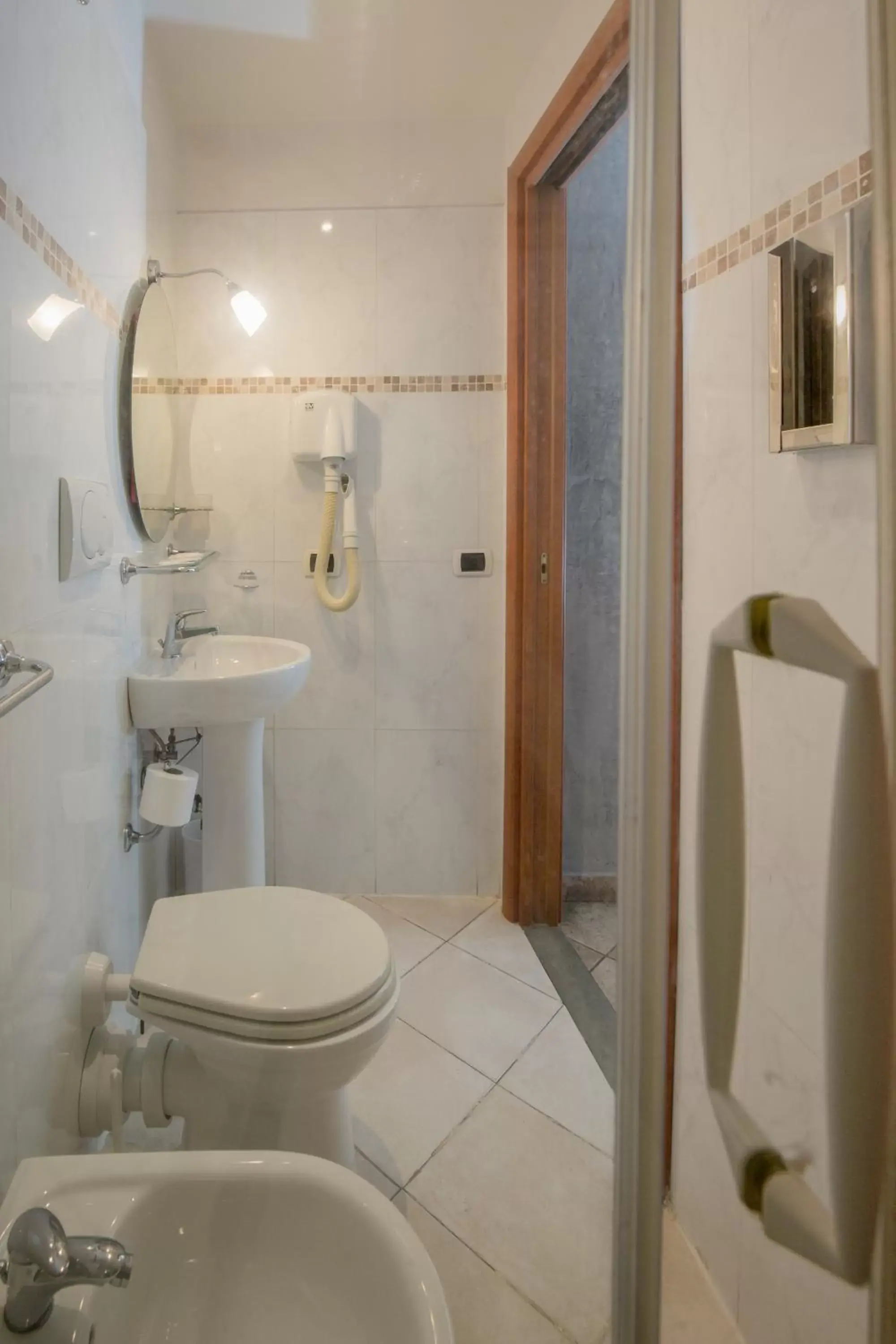 Bathroom in Hotel Angelica " Stazione Santa Maria Novella "