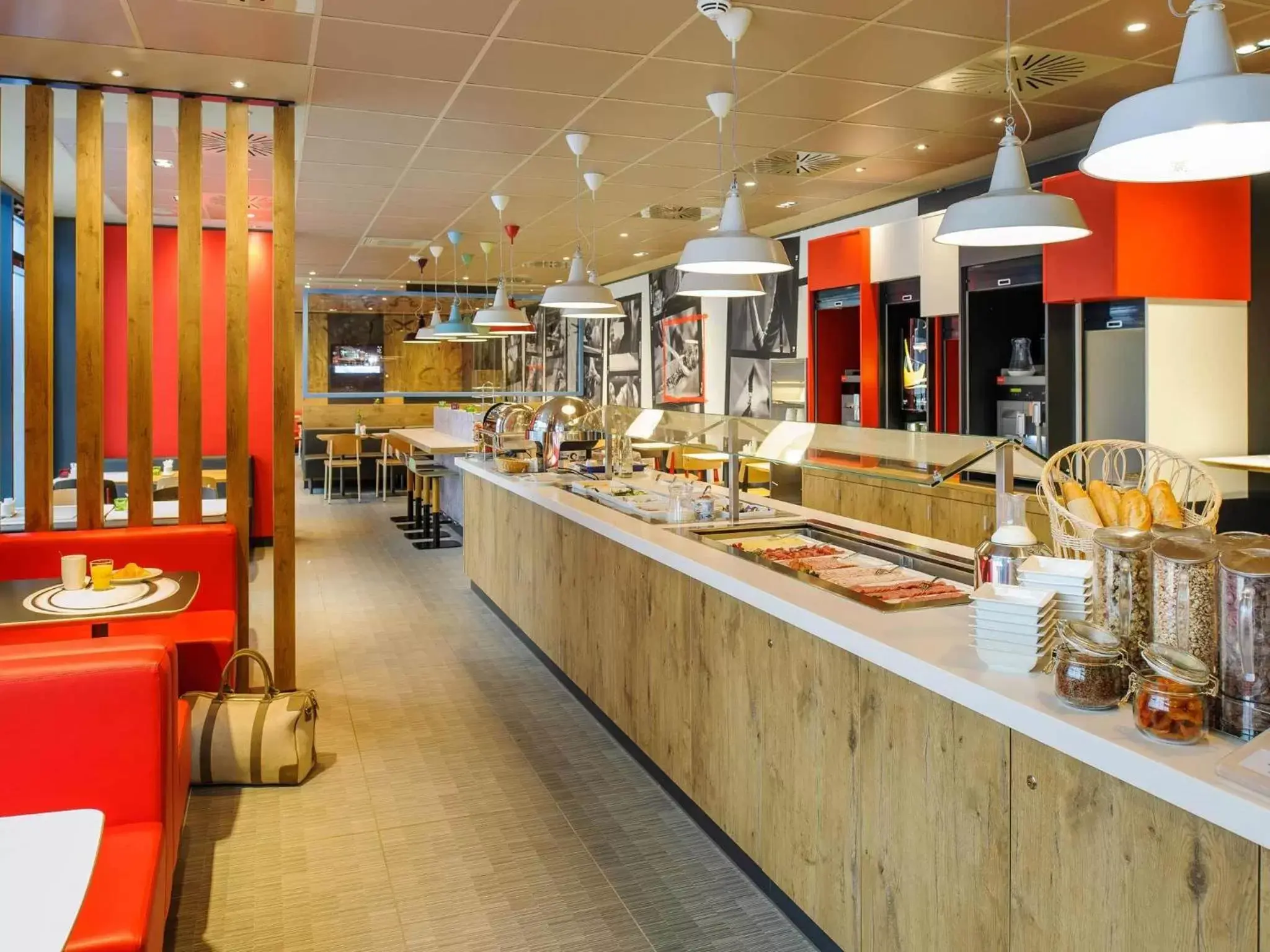 Food, Restaurant/Places to Eat in Ibis Hamburg City