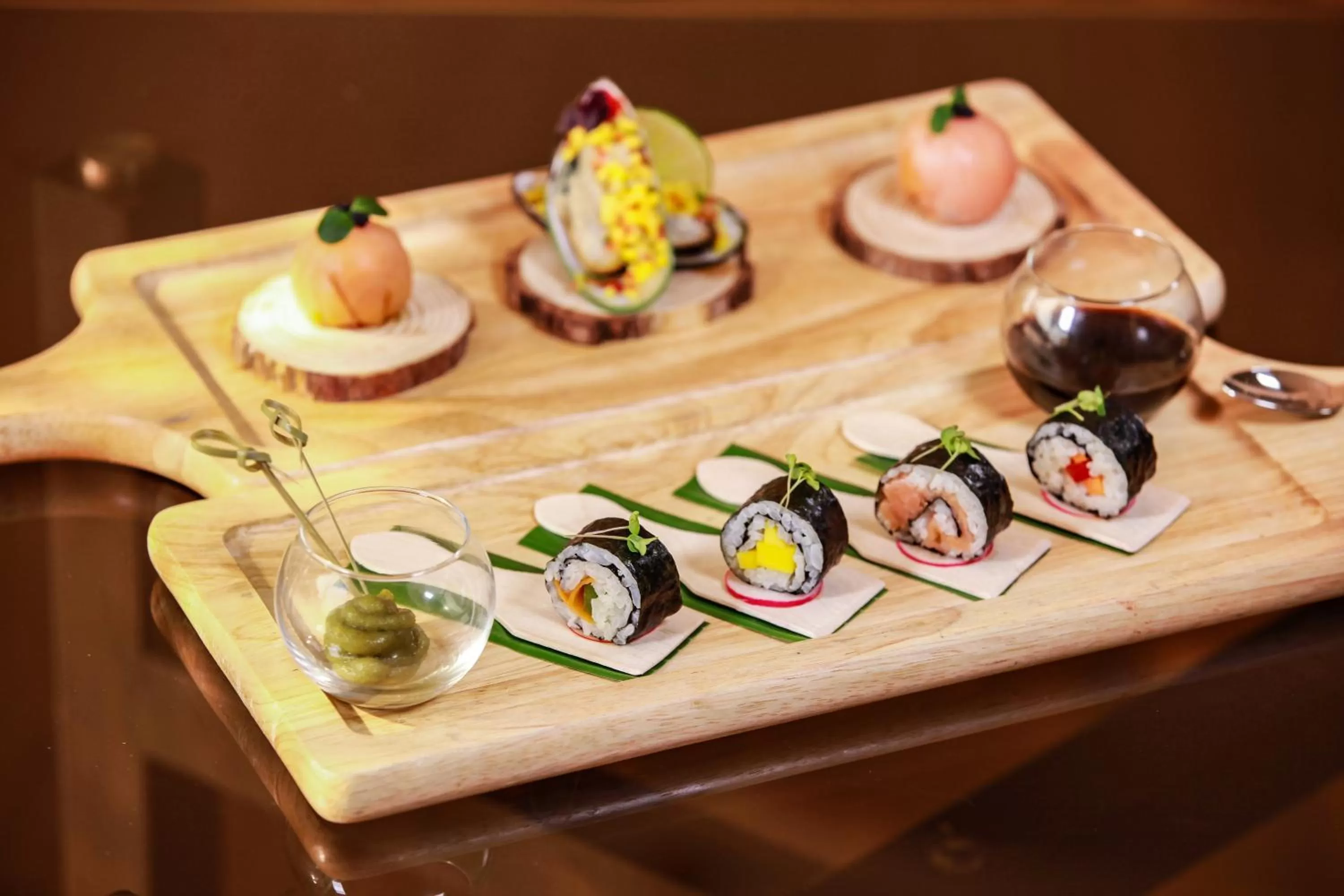 Restaurant/places to eat in Crowne Plaza Riyadh Palace by IHG