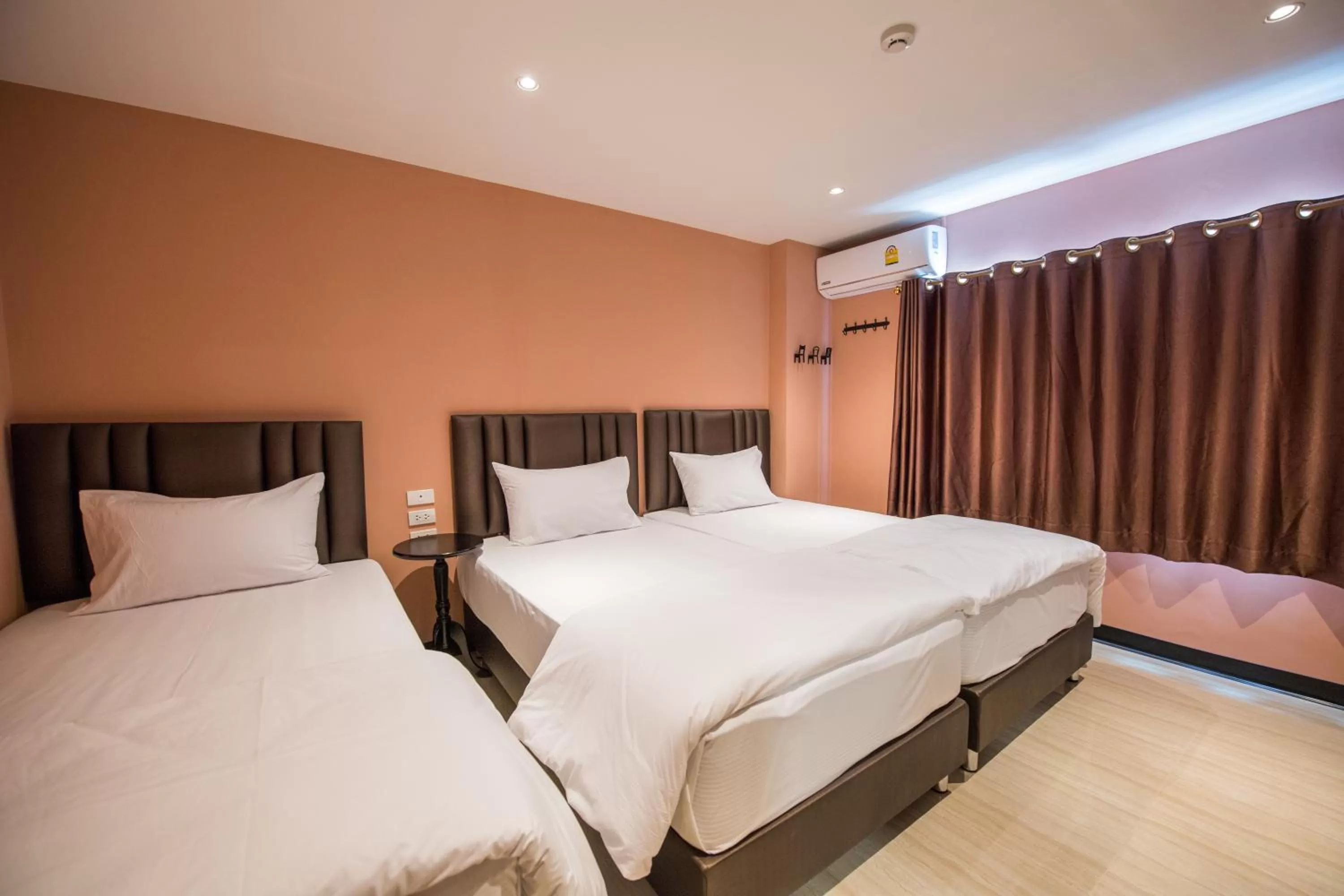 Bed in Let's Zzz Bangkok