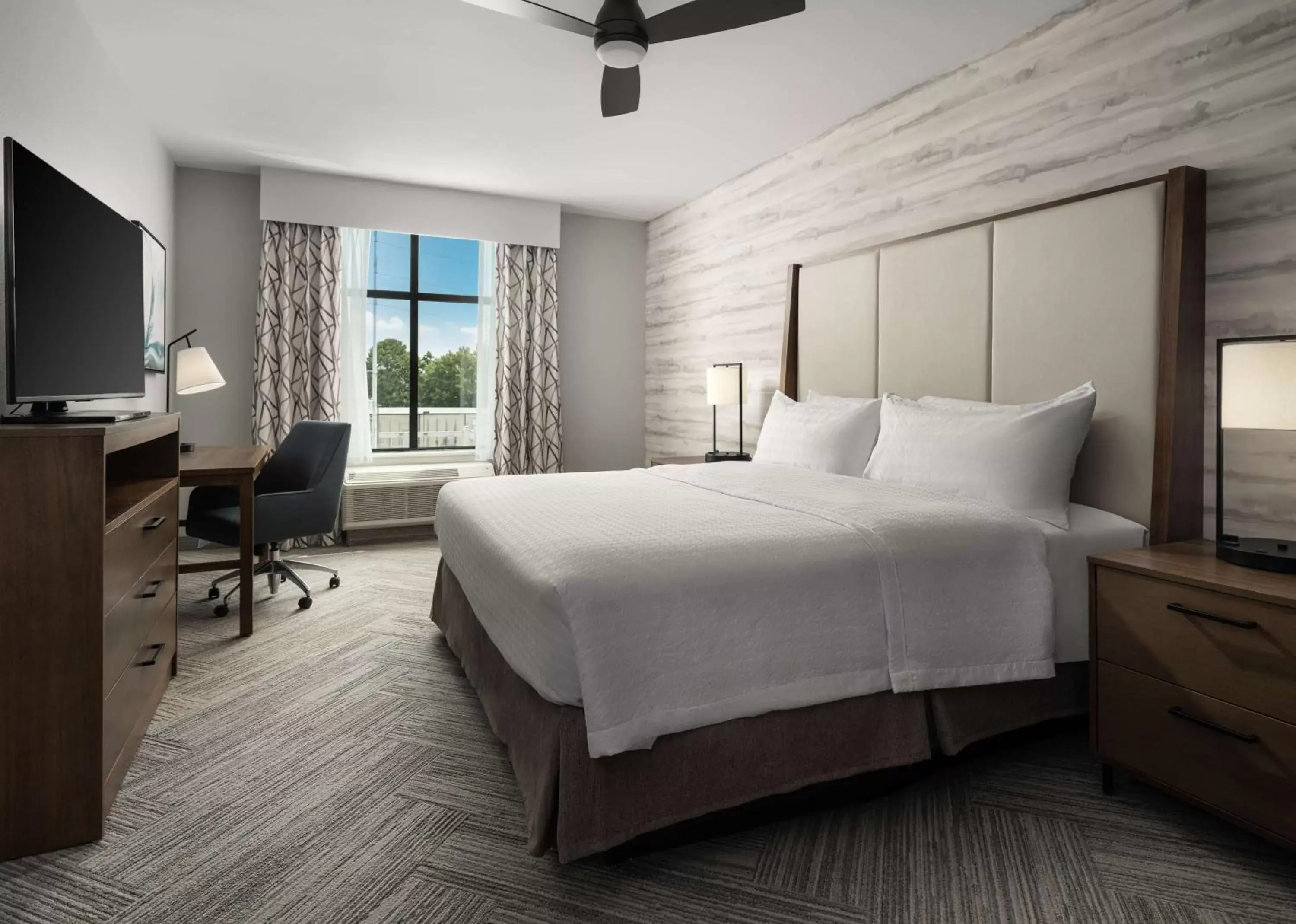 Bed in Homewood Suites By Hilton Jackson Fondren Medical District