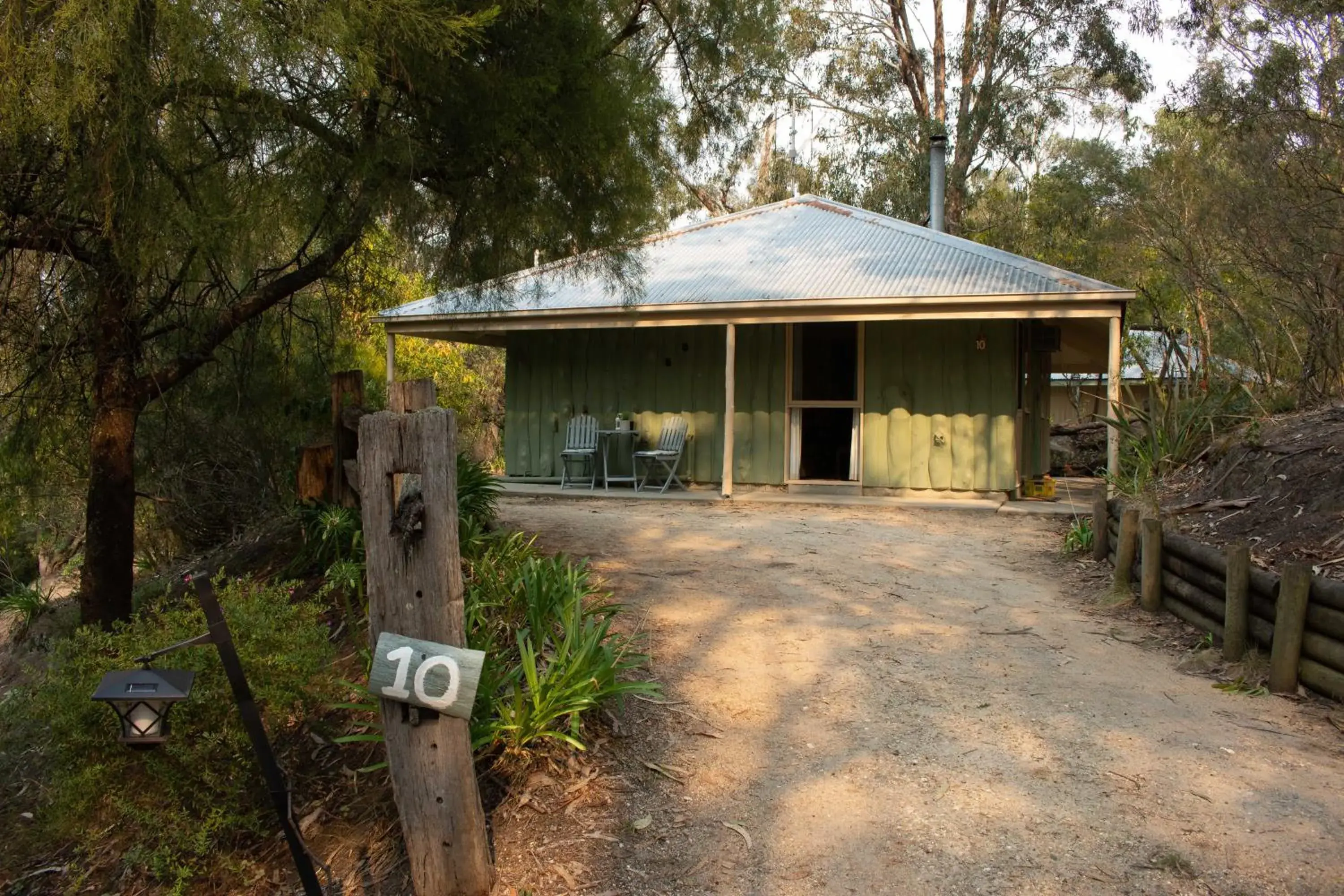 Property Building in Kalimna Woods Cottages