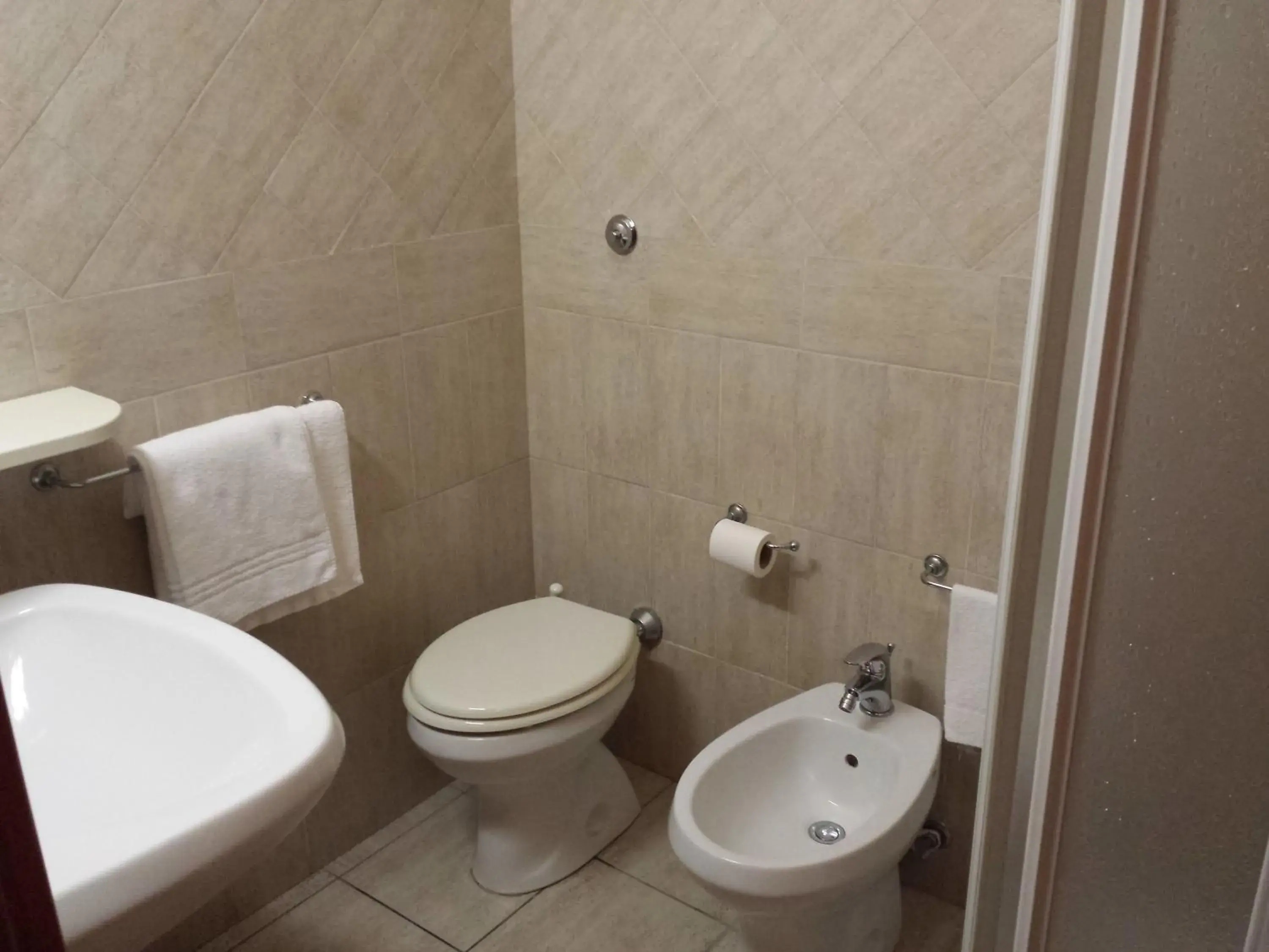 Bathroom in Hotel Softwood