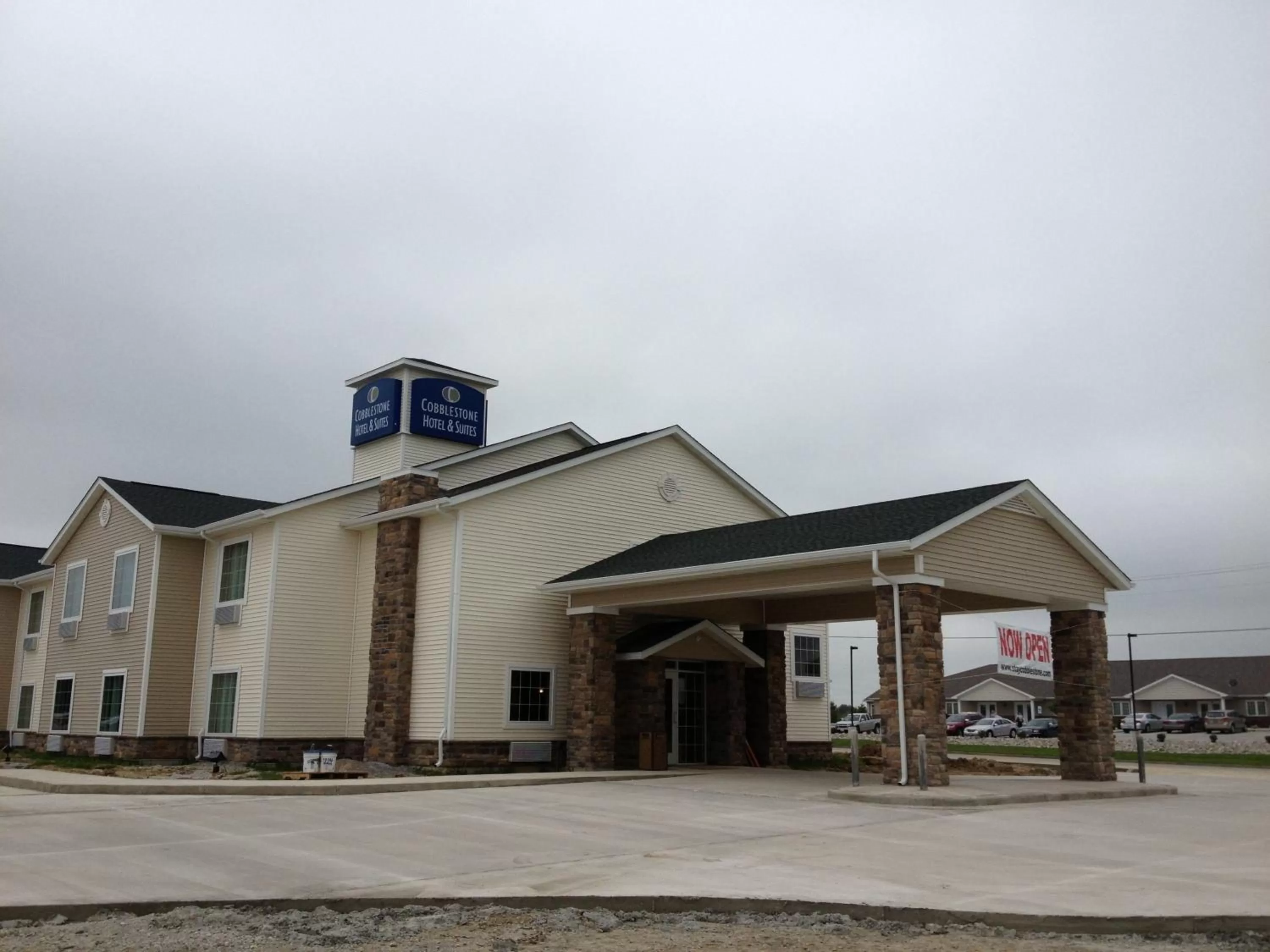 Property building in Cobblestone Hotel & Suites - Newton
