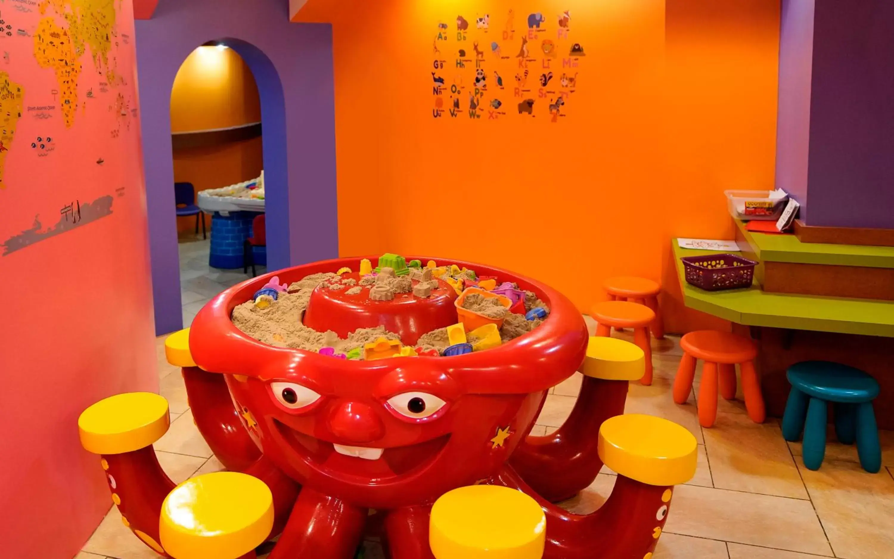 Children play ground in LHotelQuébec