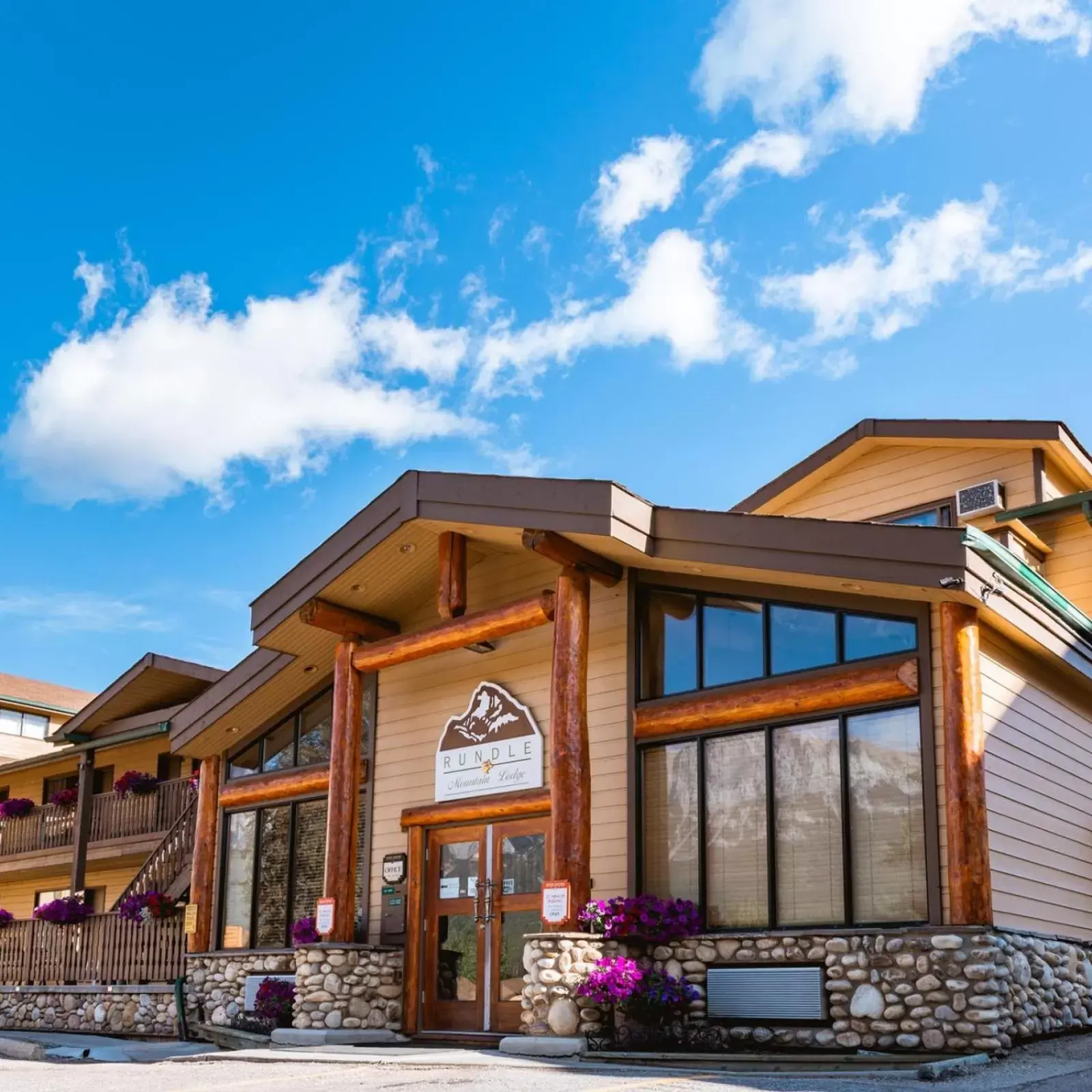 Property Building in Rundle Mountain Lodge