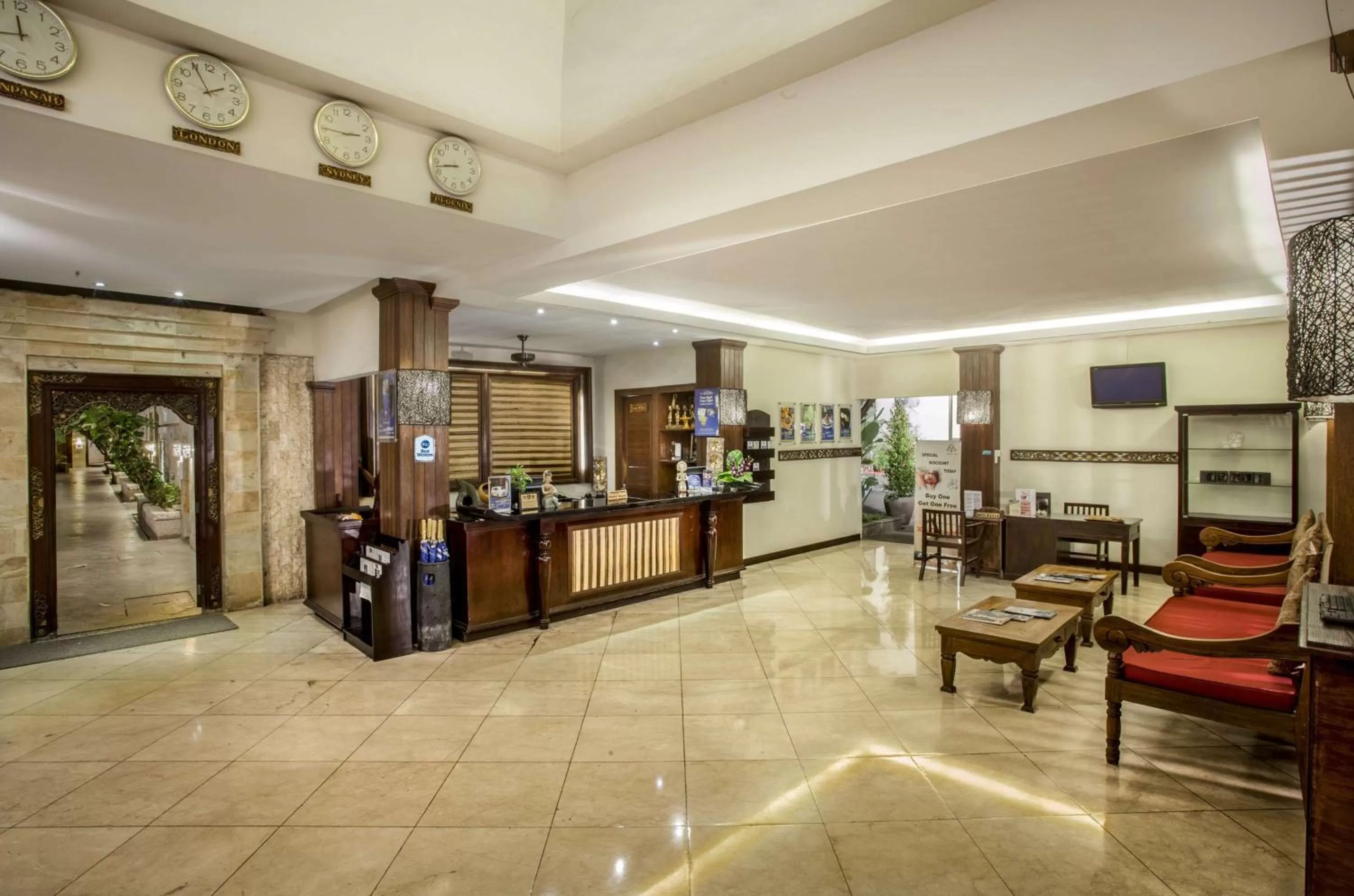 Lobby or reception in Best Western Kuta Villa