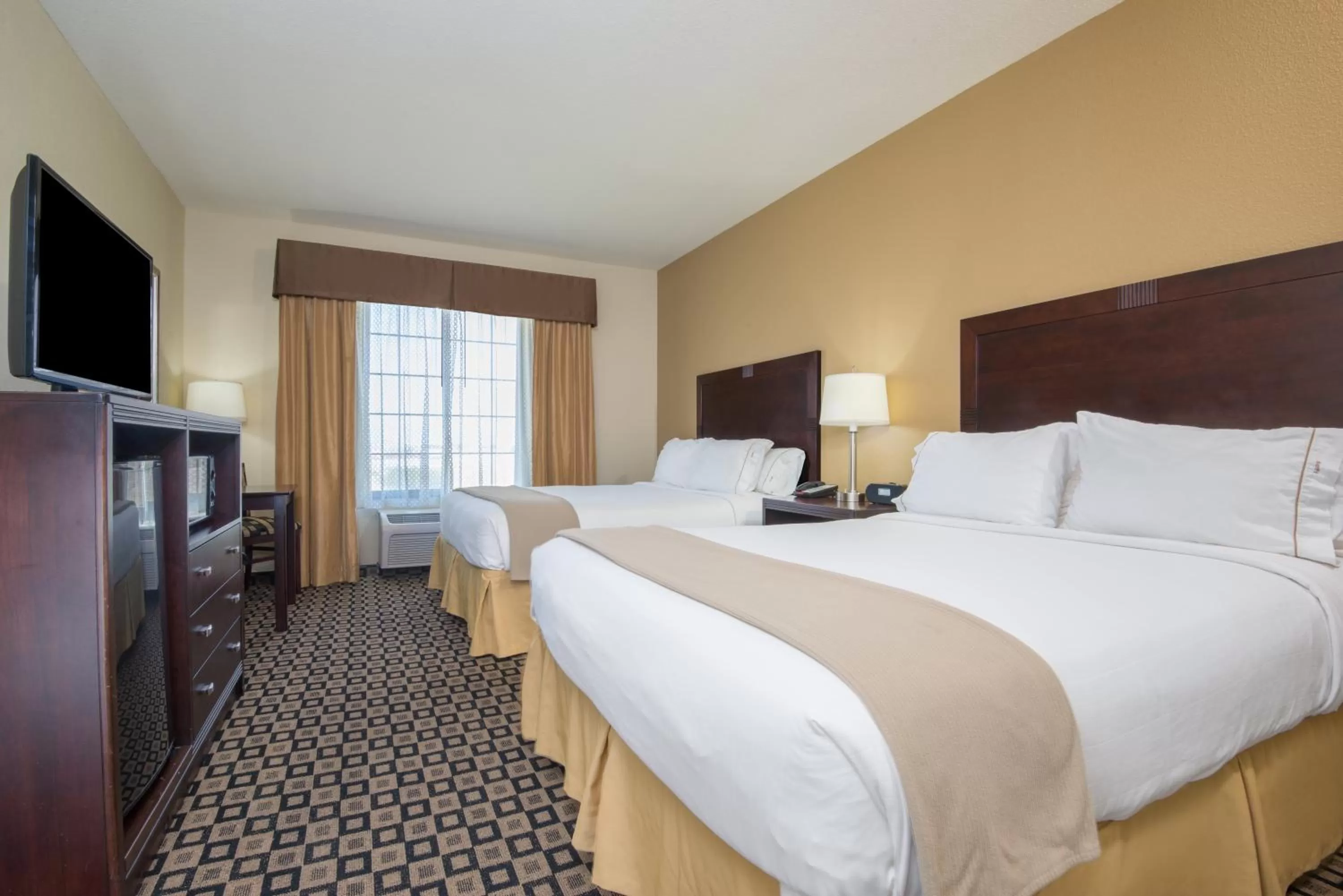 Photo of the whole room, Bed in Holiday Inn Express & Suites Clovis, an IHG Hotel