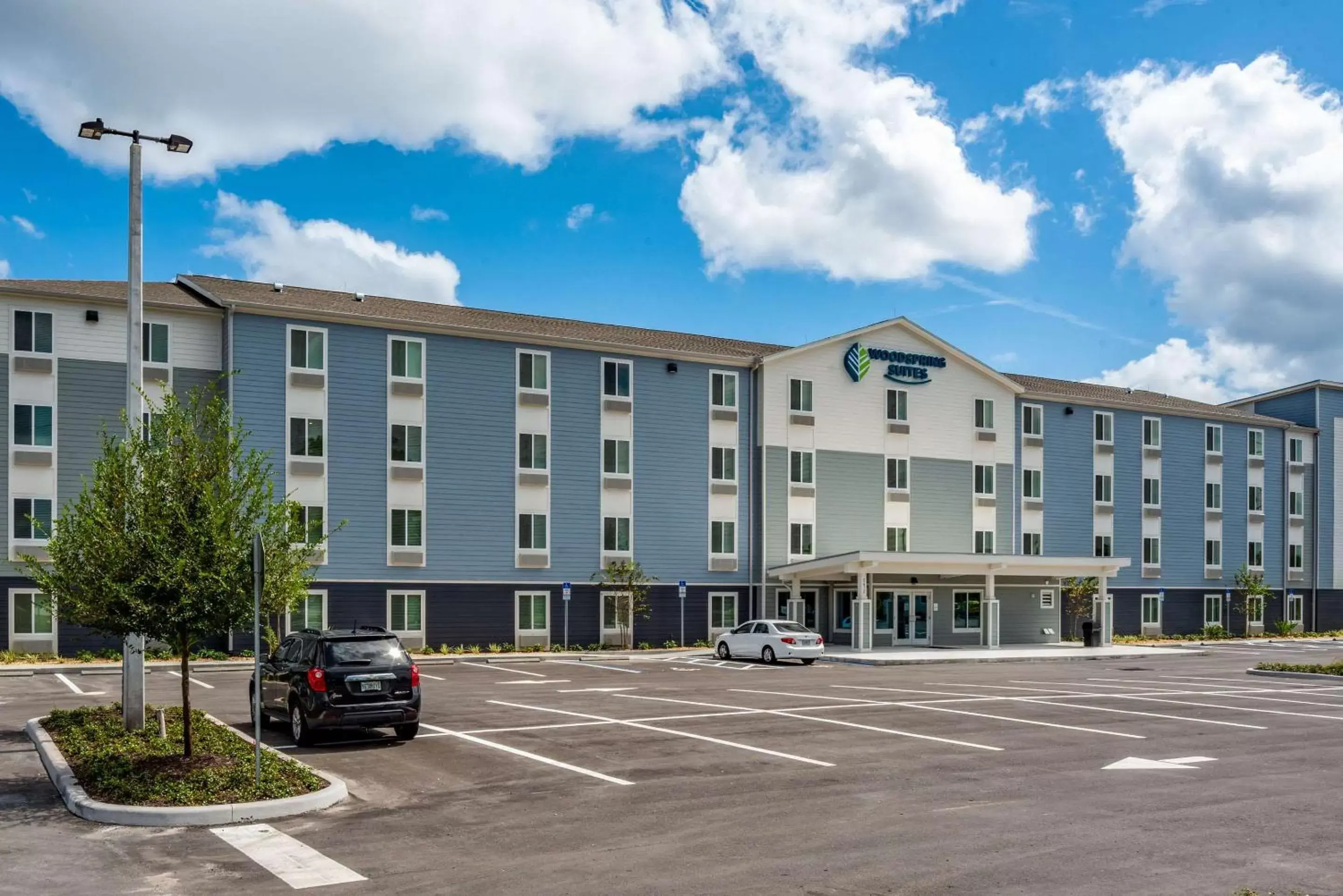Property Building in WoodSpring Suites Sanford North I-4 Orlando Area