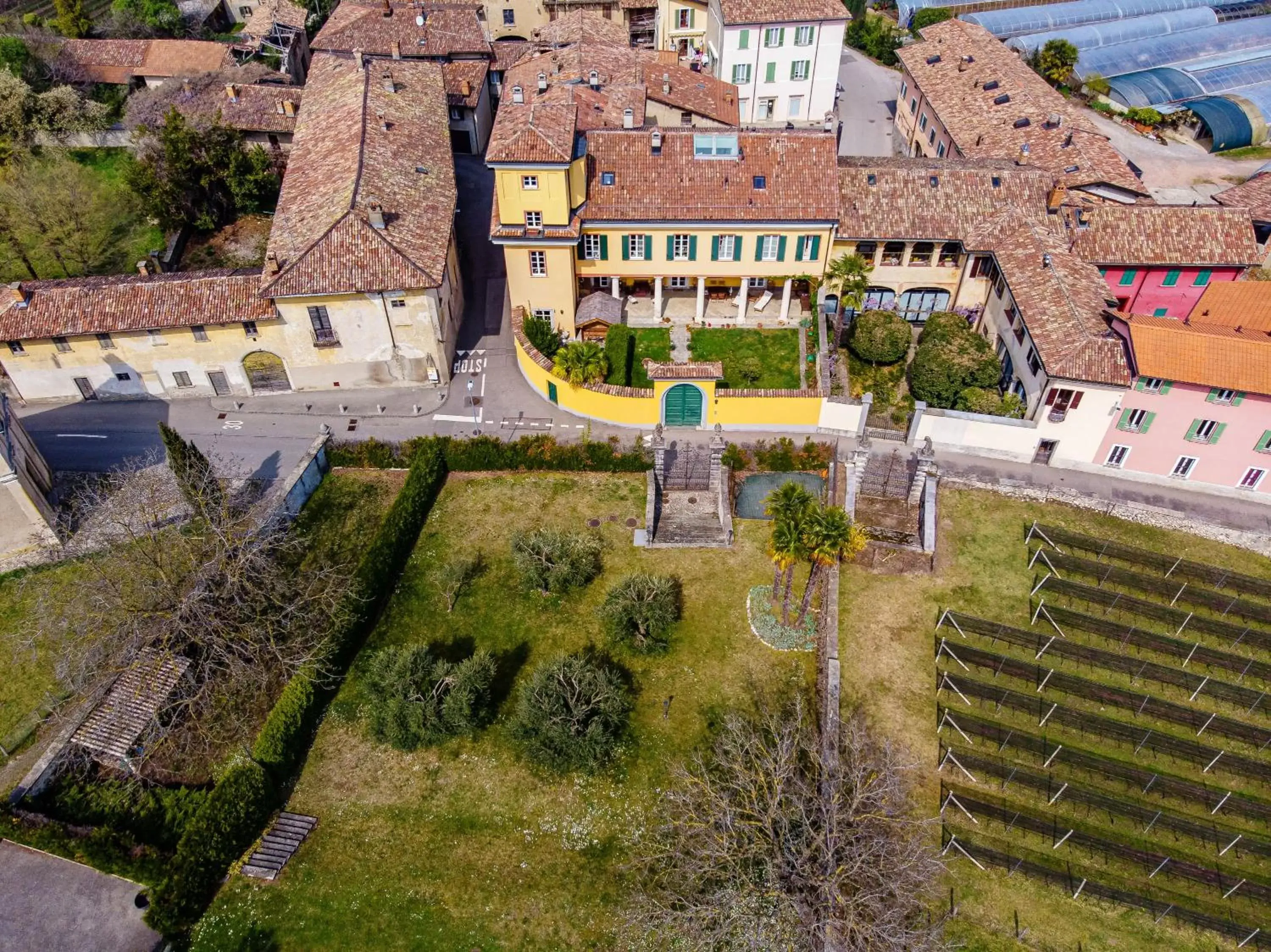 Bird's eye view, Bird's-eye View in Castello di Brusata Apartment