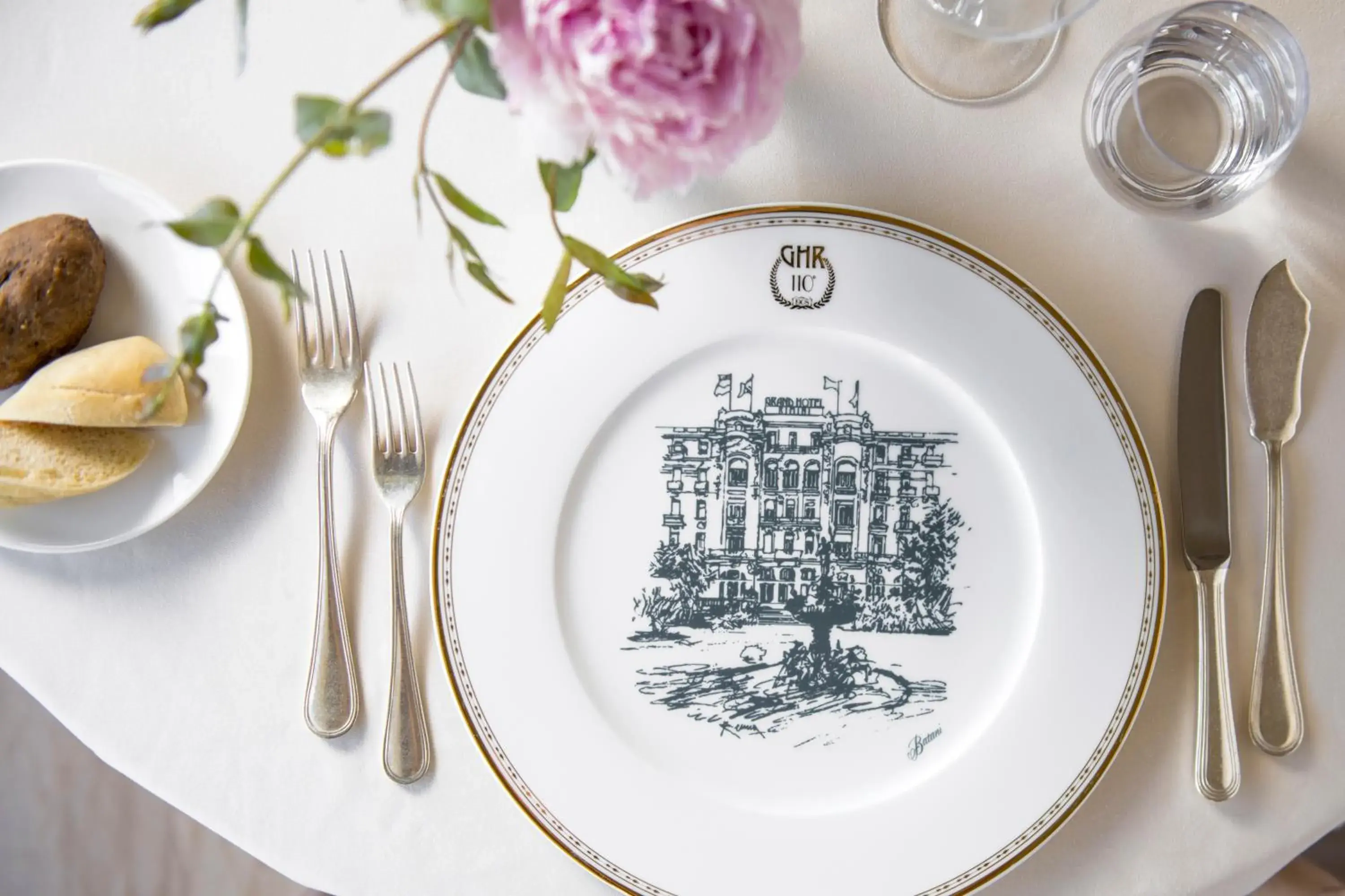 Restaurant/places to eat in Residenza Parco Fellini Restaurant/places to eat in Residenza Parco Fellini