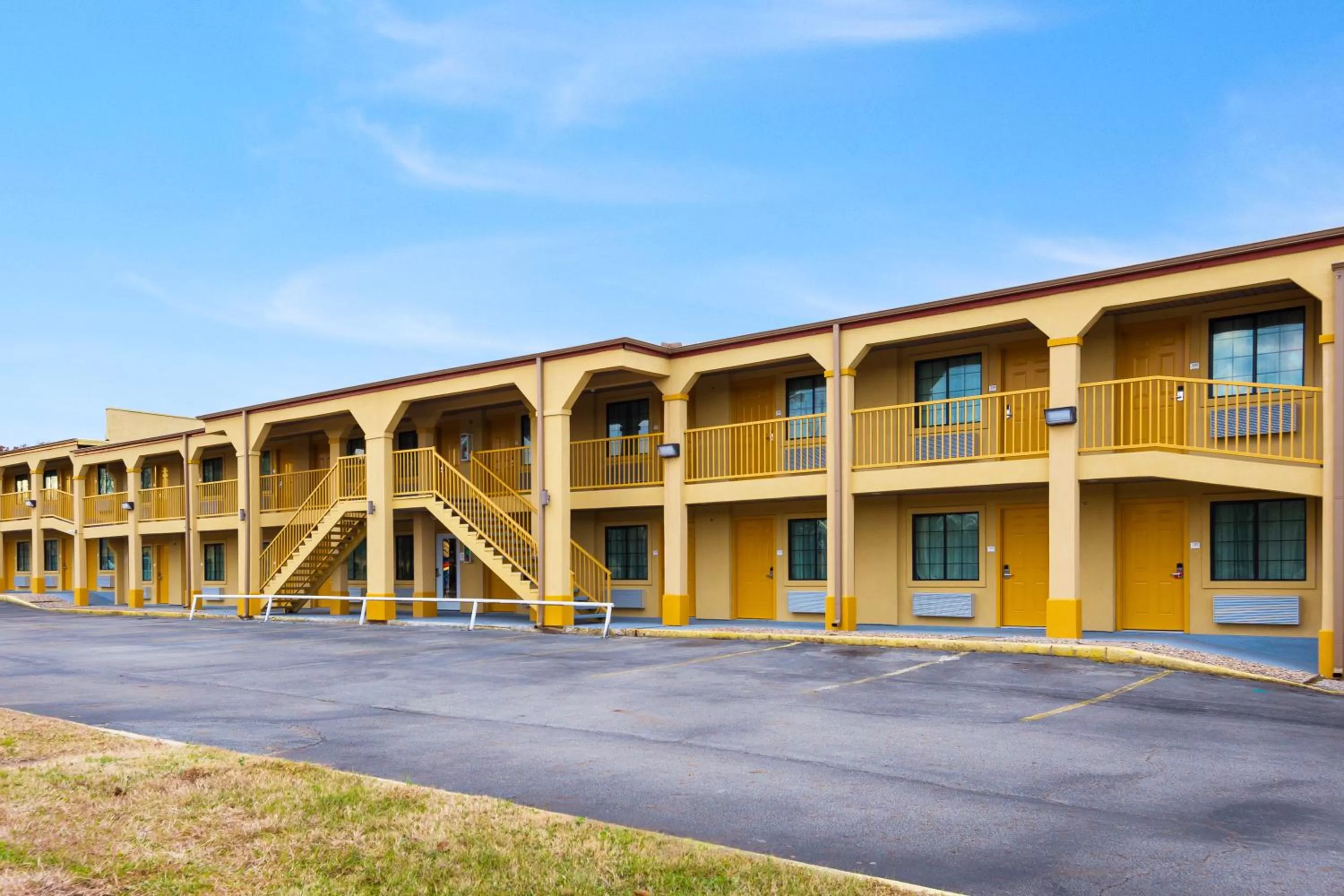 Property building in Super 8 by Wyndham Palestine TX