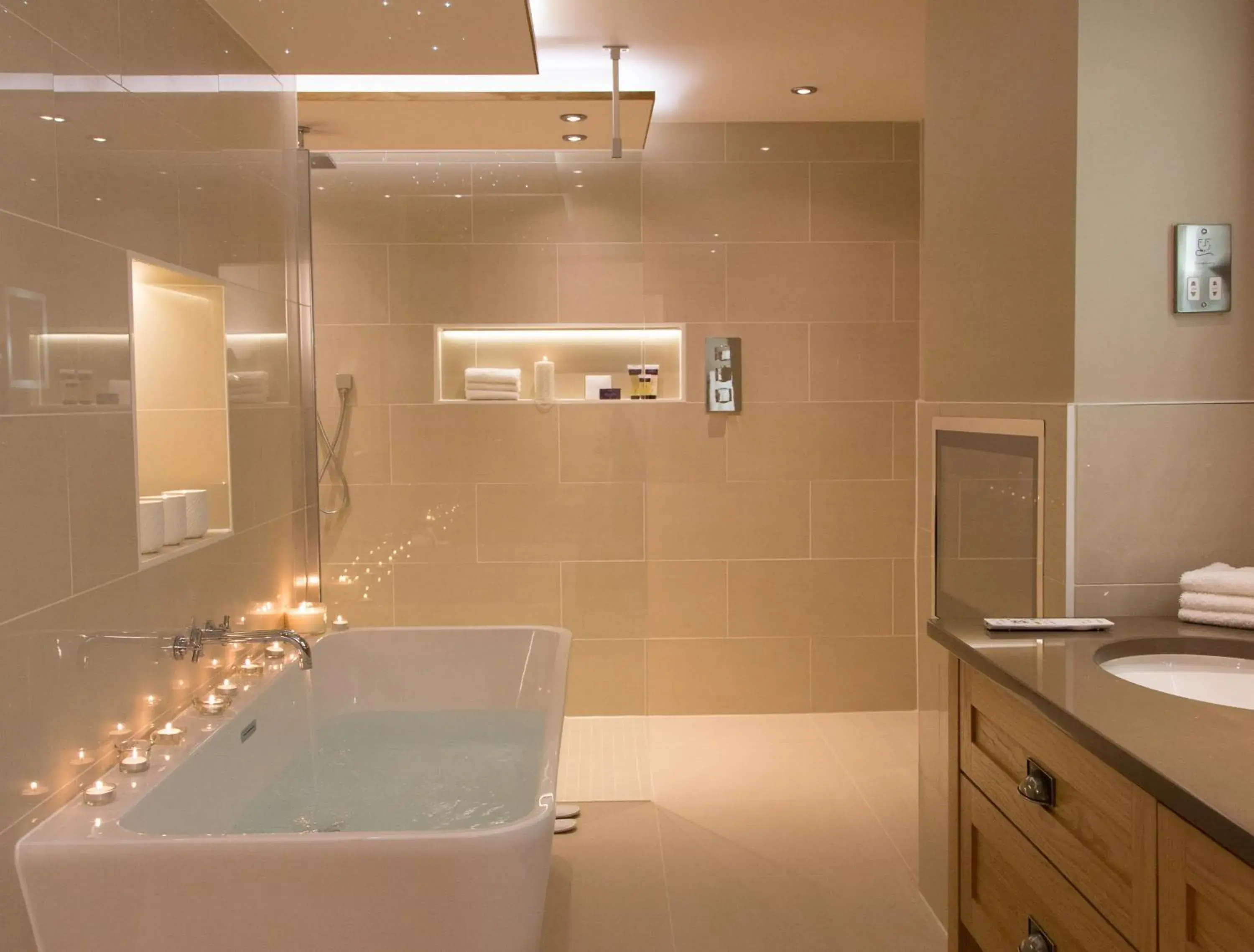 Bathroom in Carden Park Hotel, Golf Resort and Spa