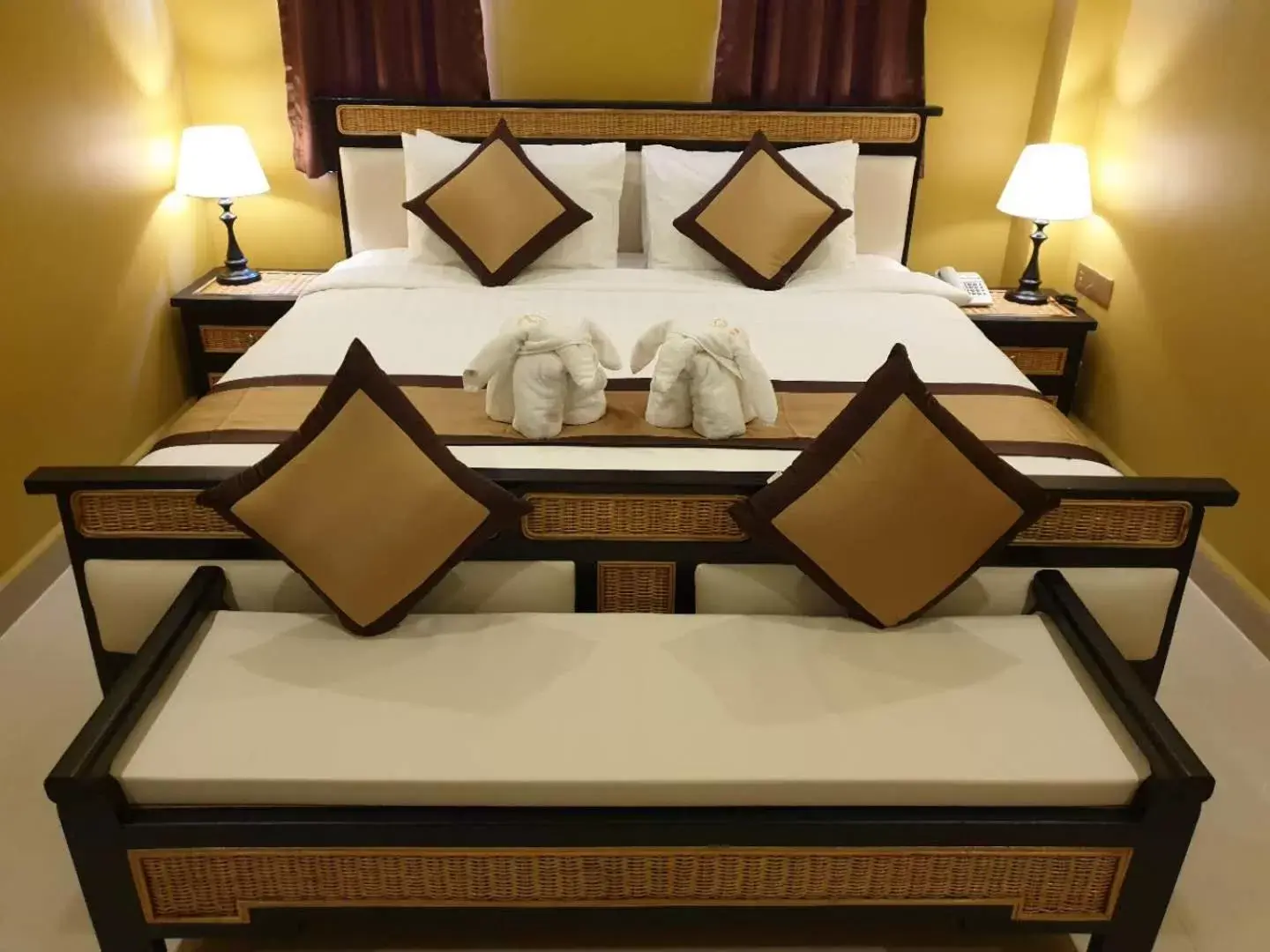 Bedroom, Bed in Aristocrat Residence & Hotel