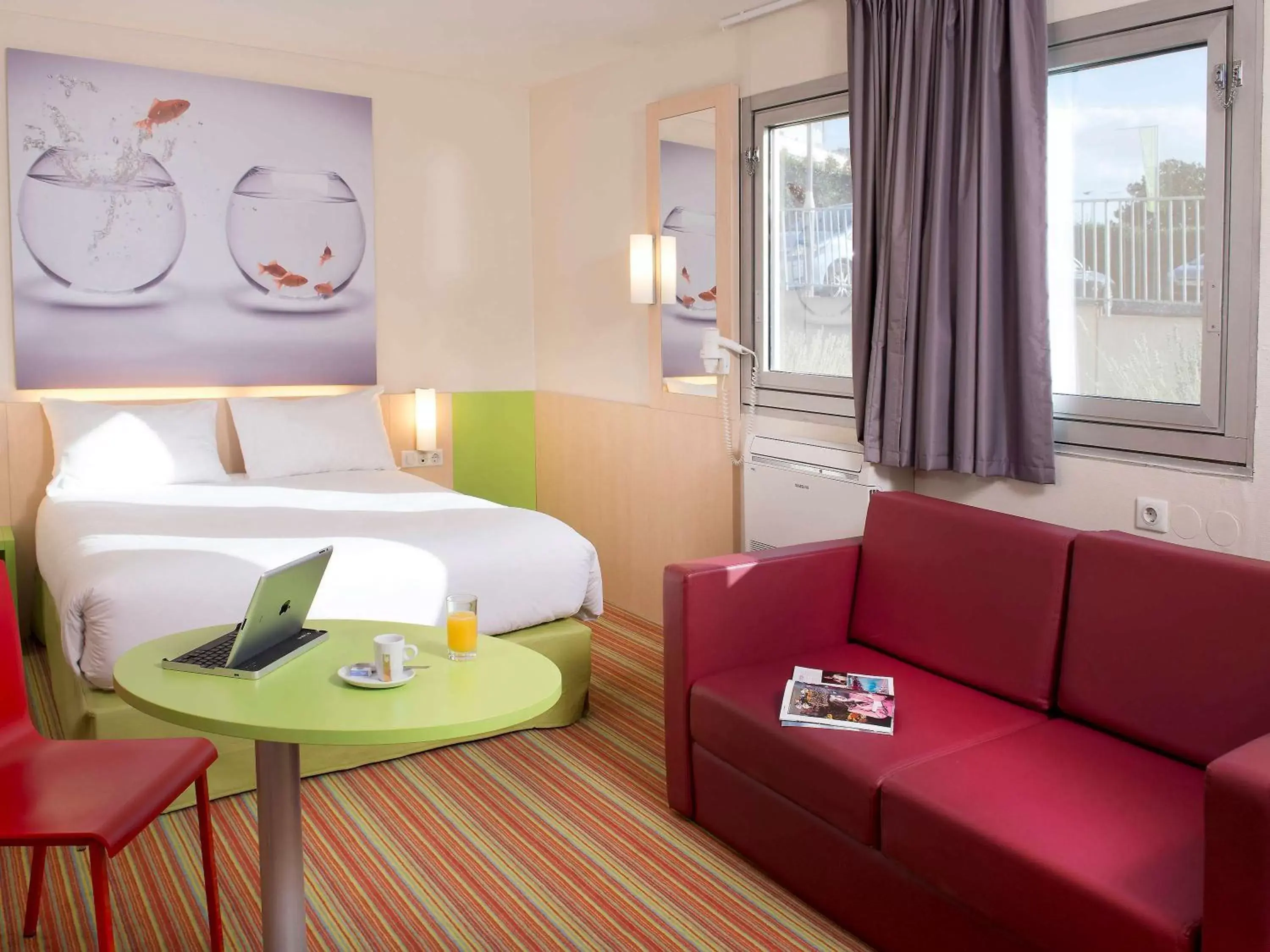 Photo of the whole room, Bed in ibis Styles Paris Roissy-CDG