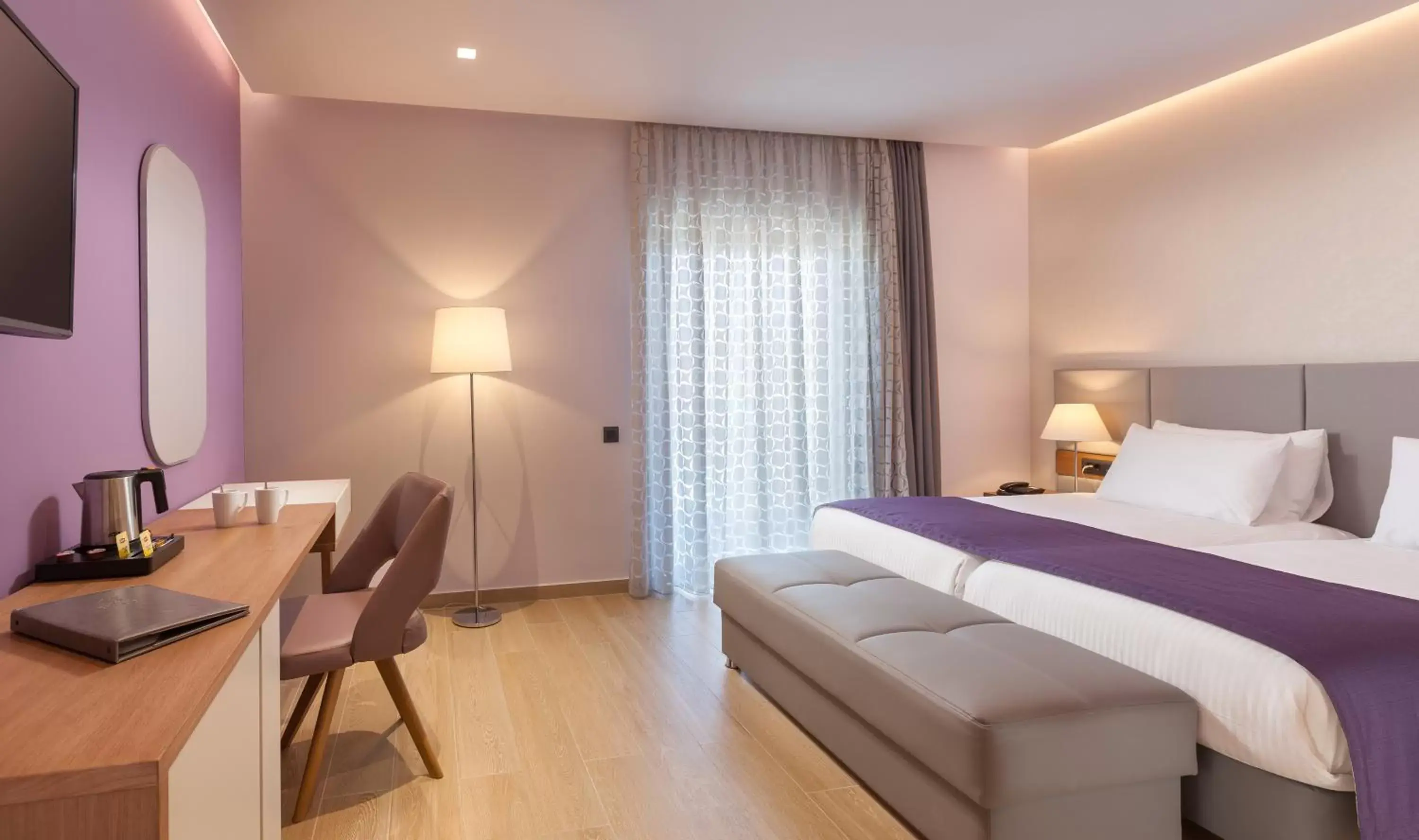 TV and multimedia, Bed in Blue Lagoon City Hotel TV and multimedia, Bed in Blue Lagoon City Hotel