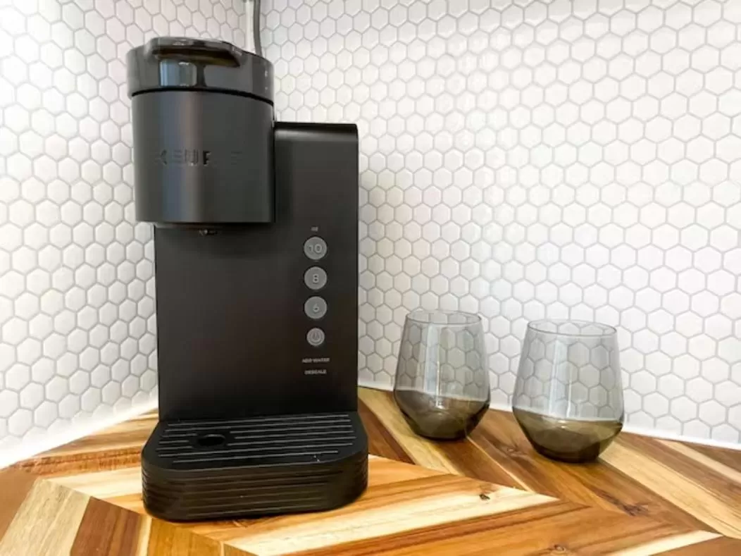 Coffee/Tea Facilities in Sleeping Giant BNB