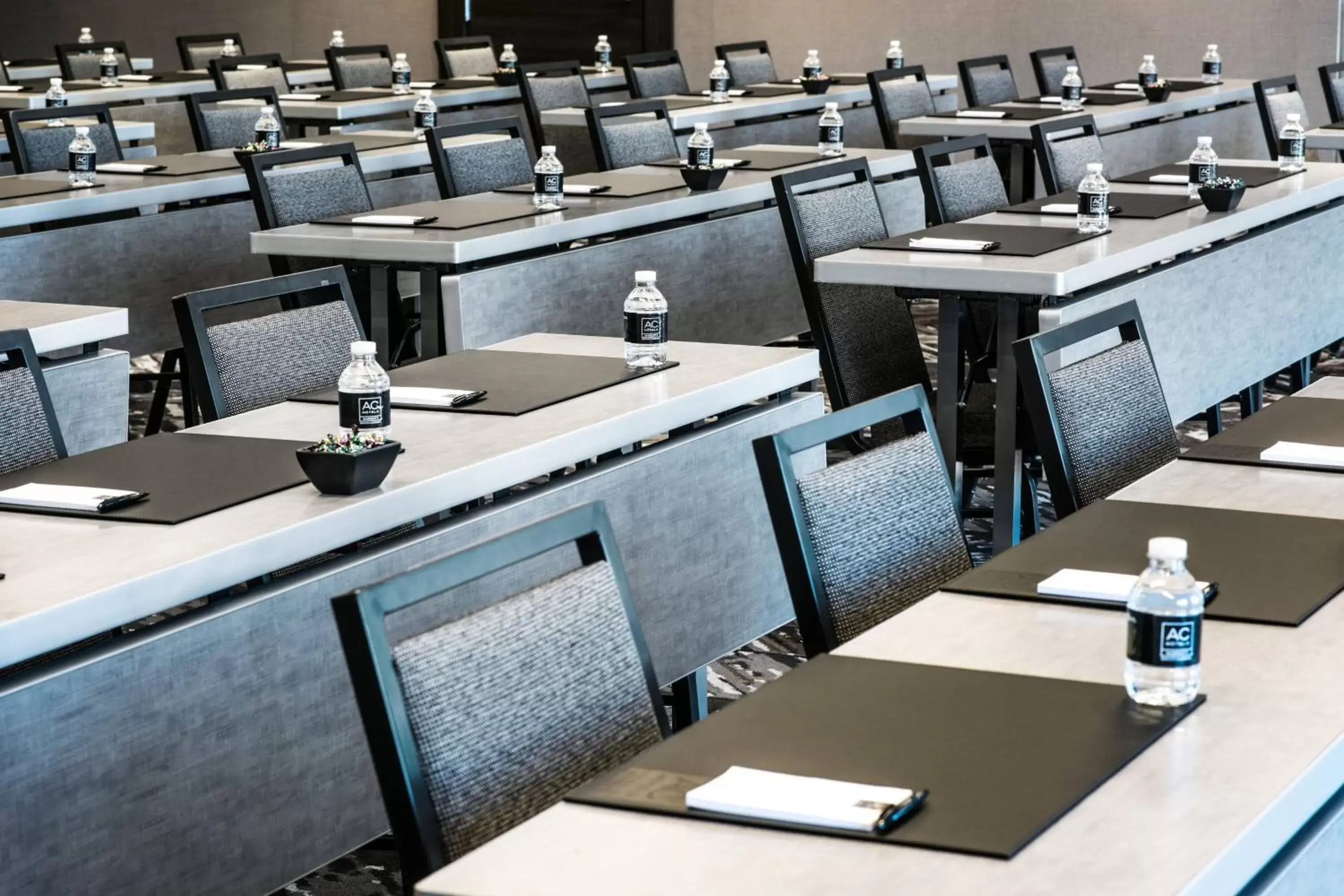 Meeting/conference room, Restaurant/Places to Eat in AC Hotel by Marriott Boston Cambridge