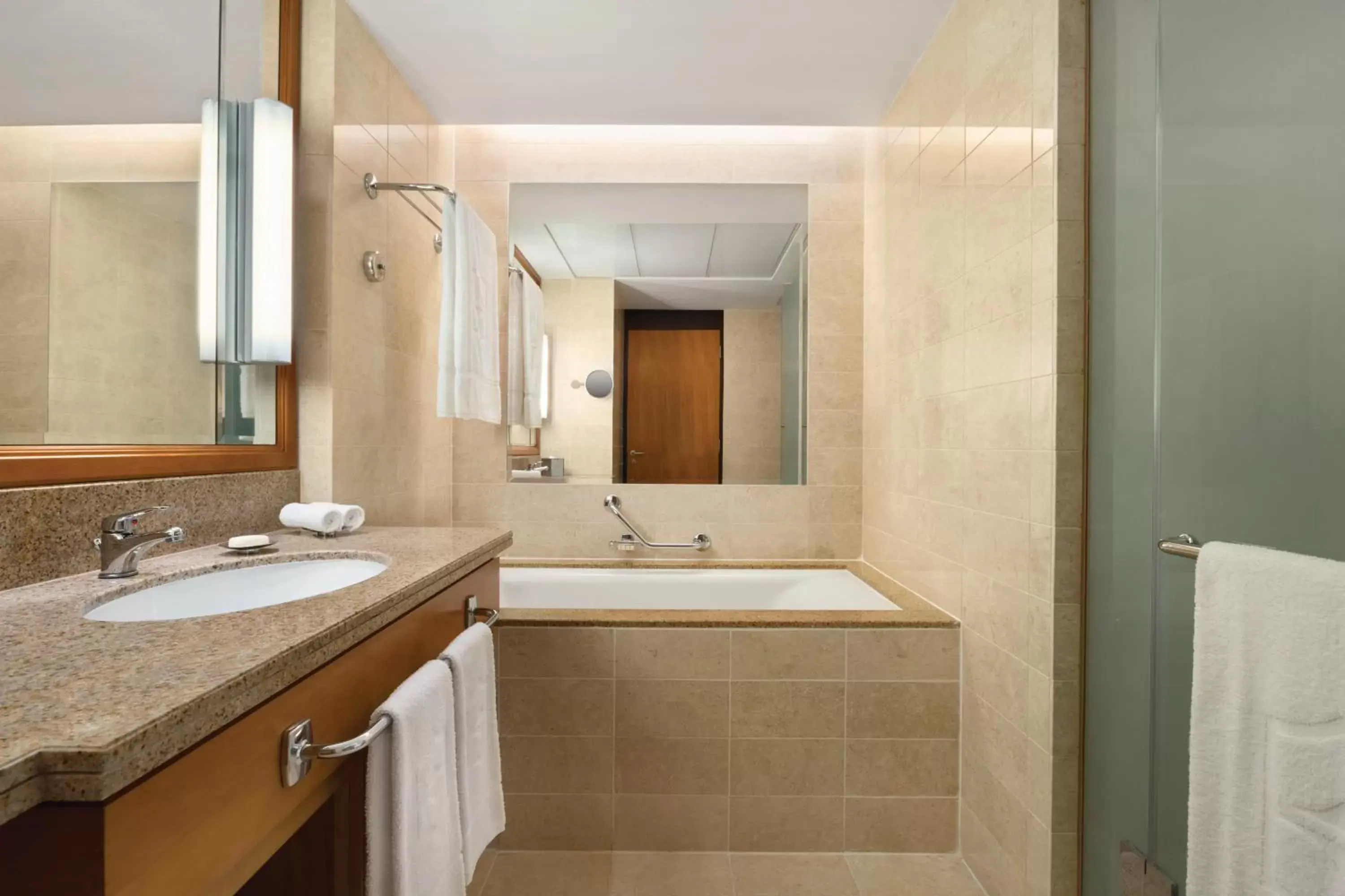 Shower, Bathroom in Shangri-La Barr Al Jissah, Muscat