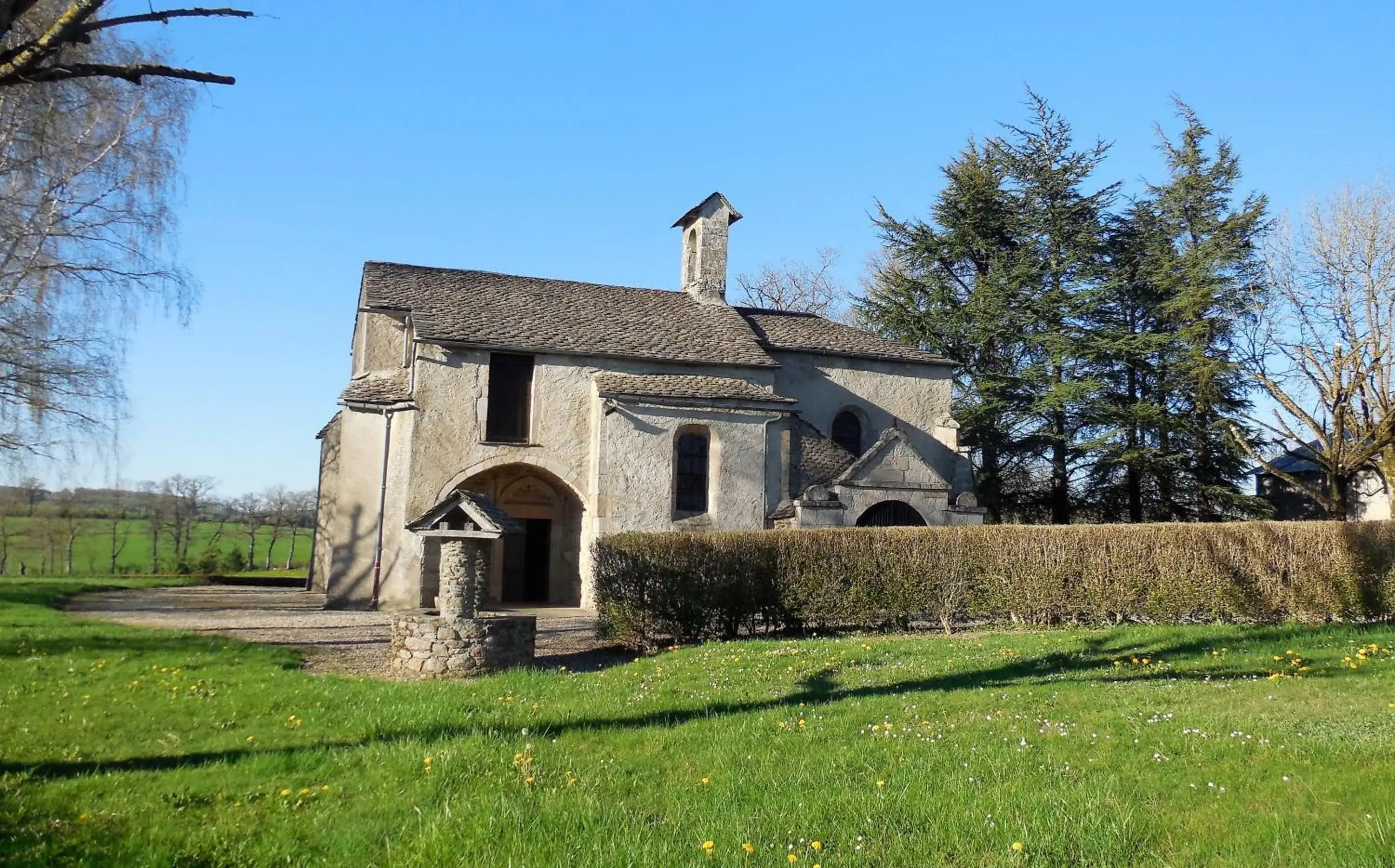 Hiking, Property Building in Logis des Voyageurs