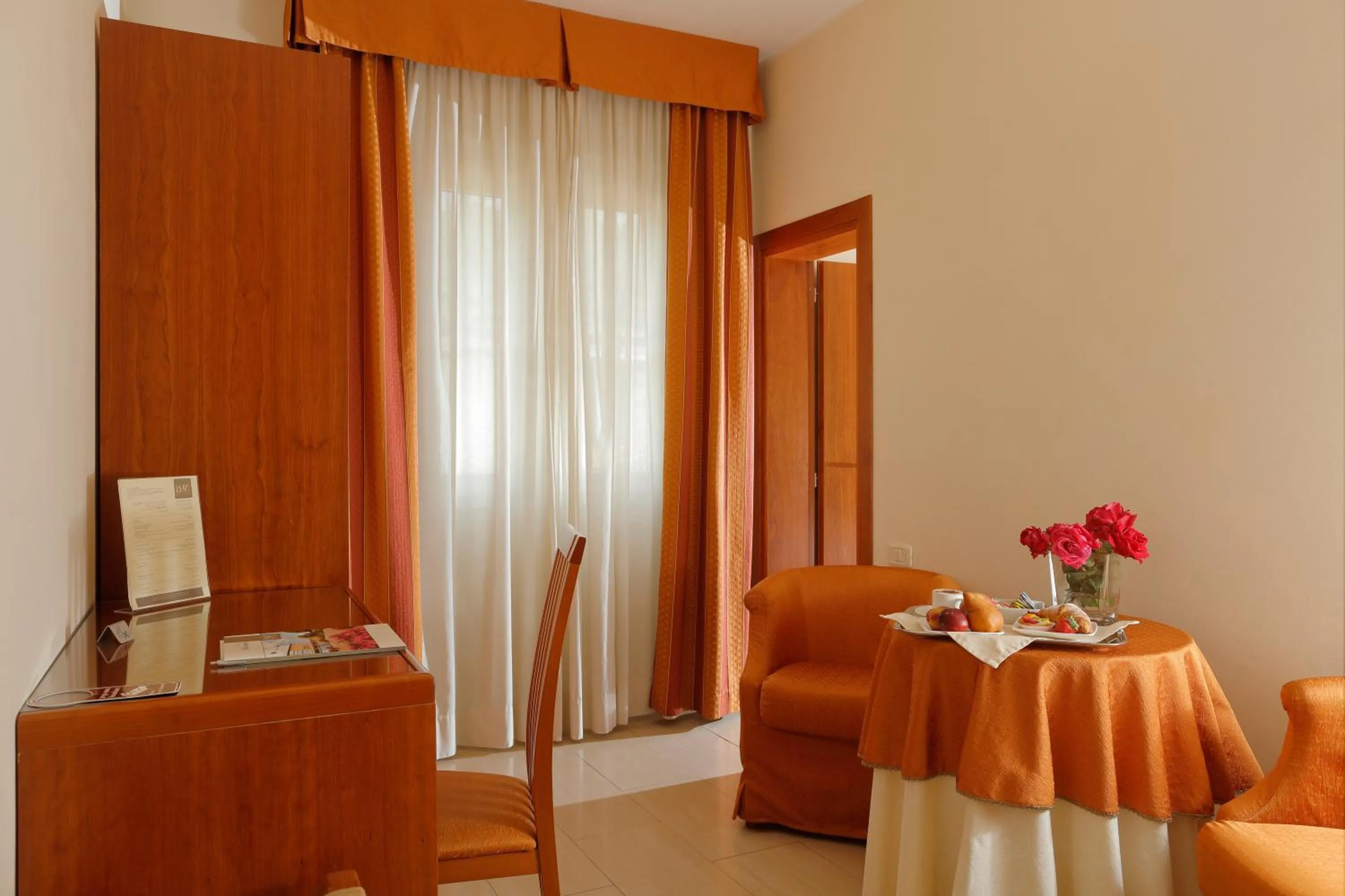 Decorative detail, Bed in Hotel Michelangelo