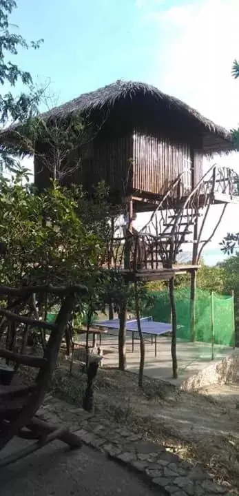 Swimming Pool in Sanctuaria Treehouses Busuanga