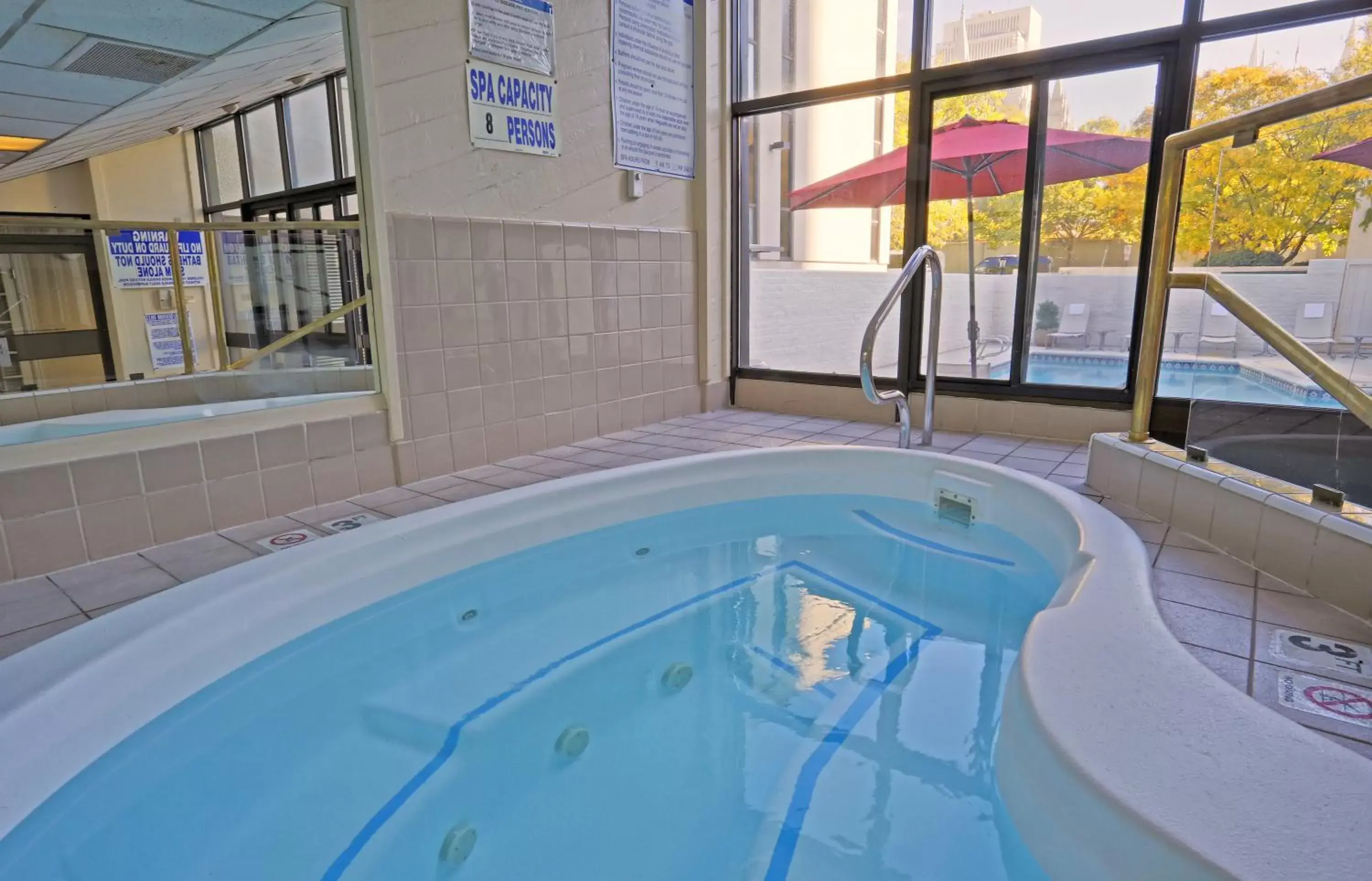 Swimming pool in Salt Lake Plaza Hotel SureStay Collection by Best Western