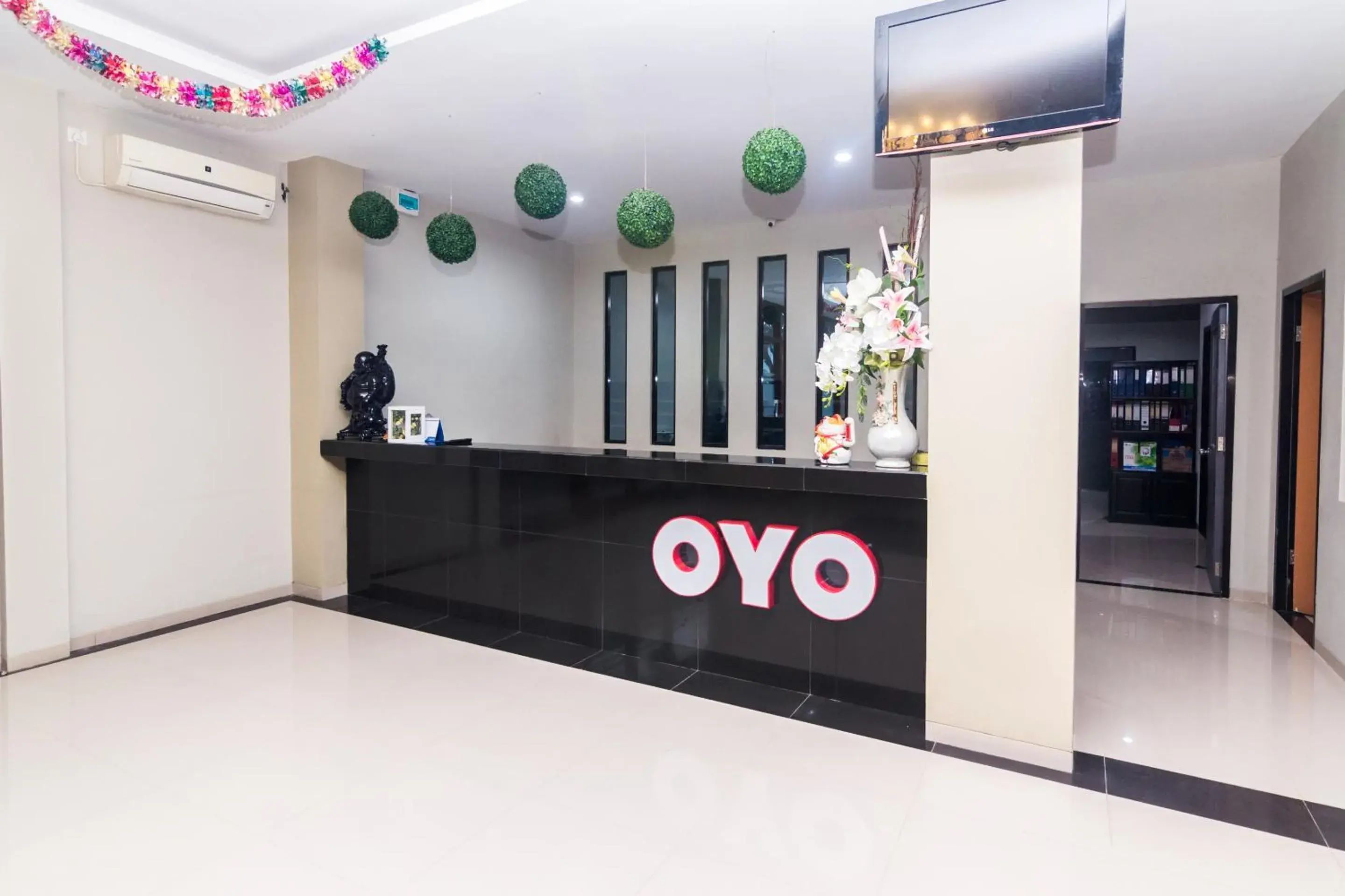 Lobby or reception, Lobby/Reception in SUPER OYO 1867 Kara Guest House