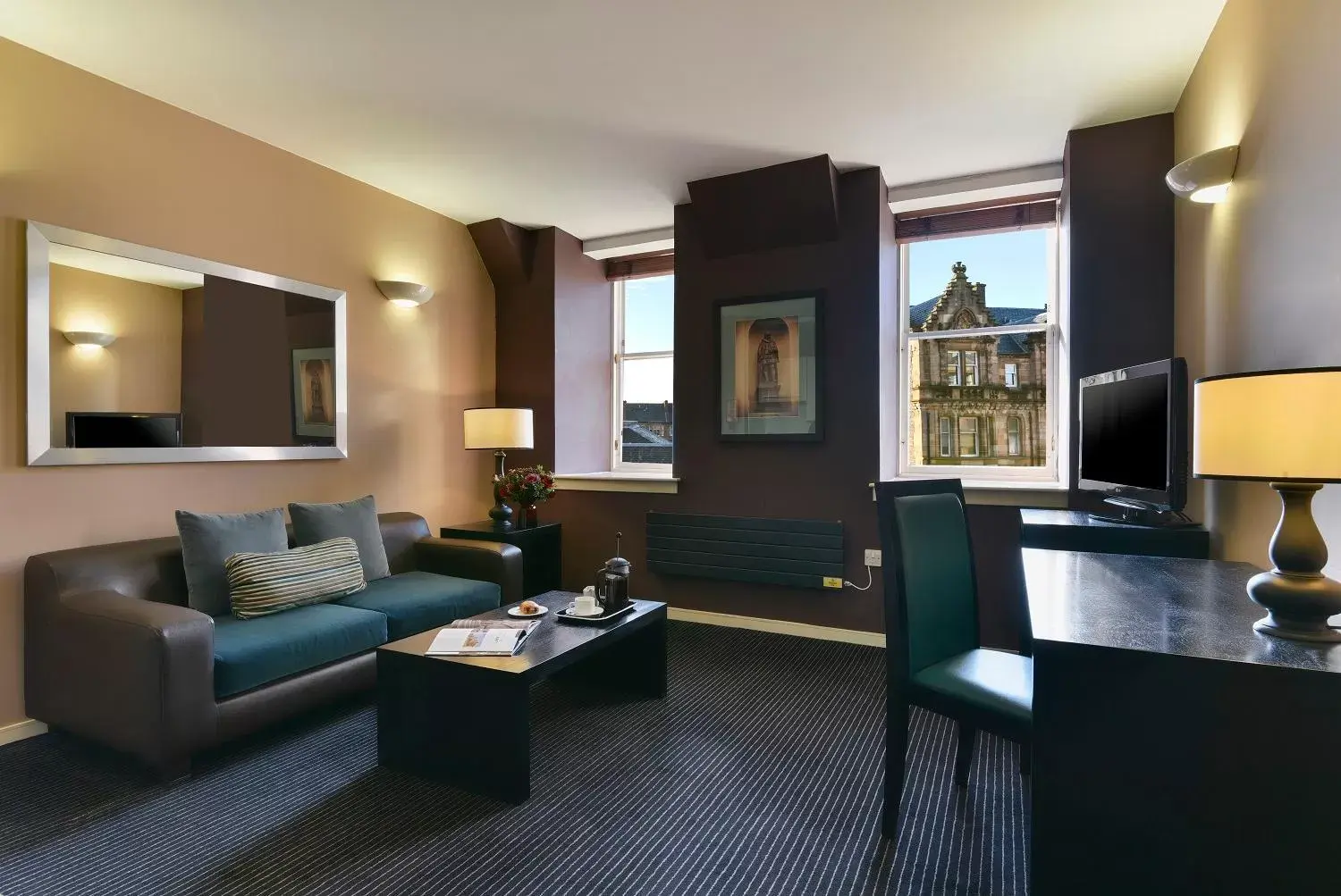 Living room, Seating Area in Fraser Suites Glasgow