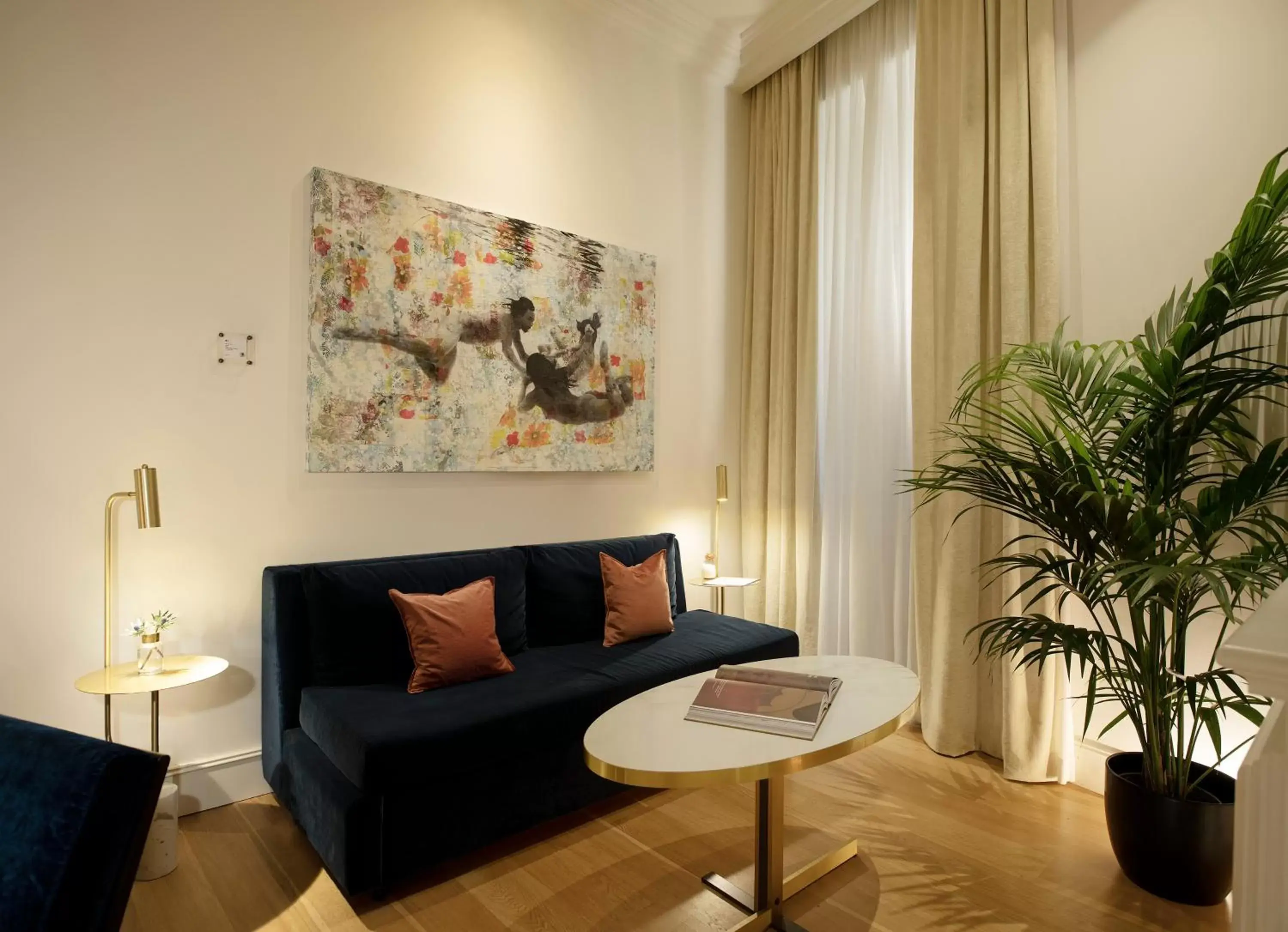 Living room, Seating Area in Elizabeth Unique Hotel | a Member of Design Hotels™