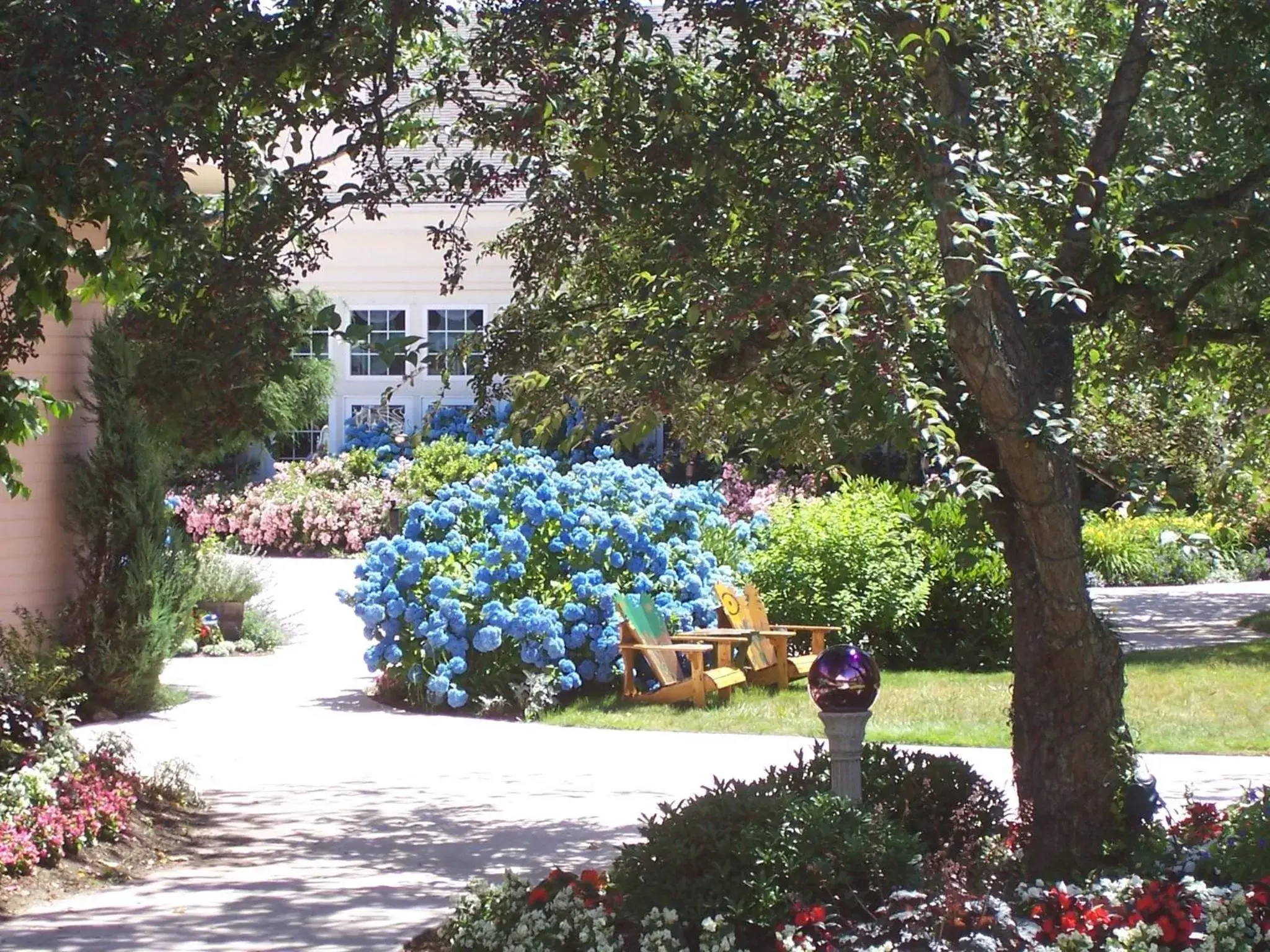 Facade/entrance, Garden in Cape Codder Resort & Spa