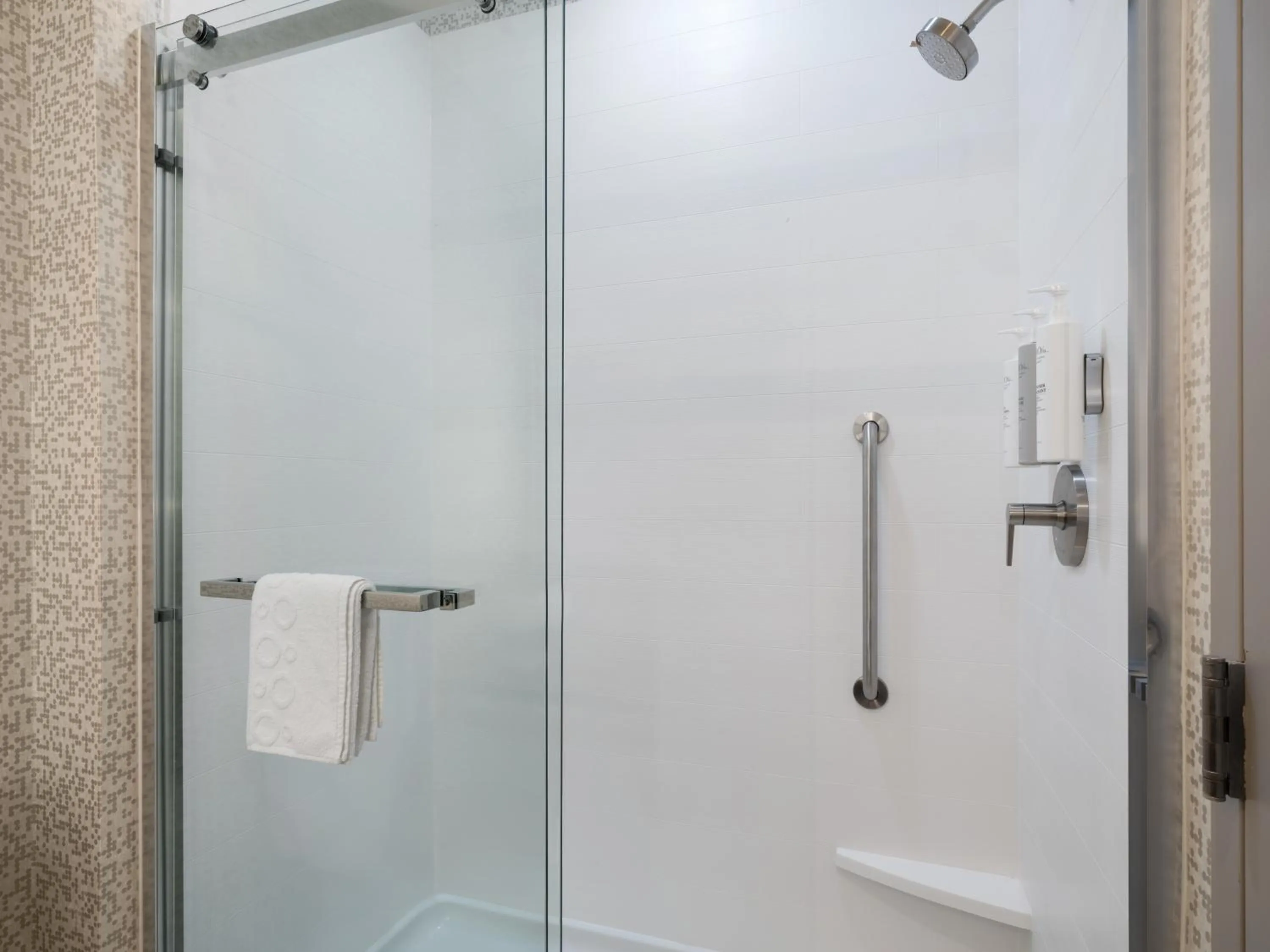 Bathroom in Home2 Suites By Hilton Round Rock Medical Center