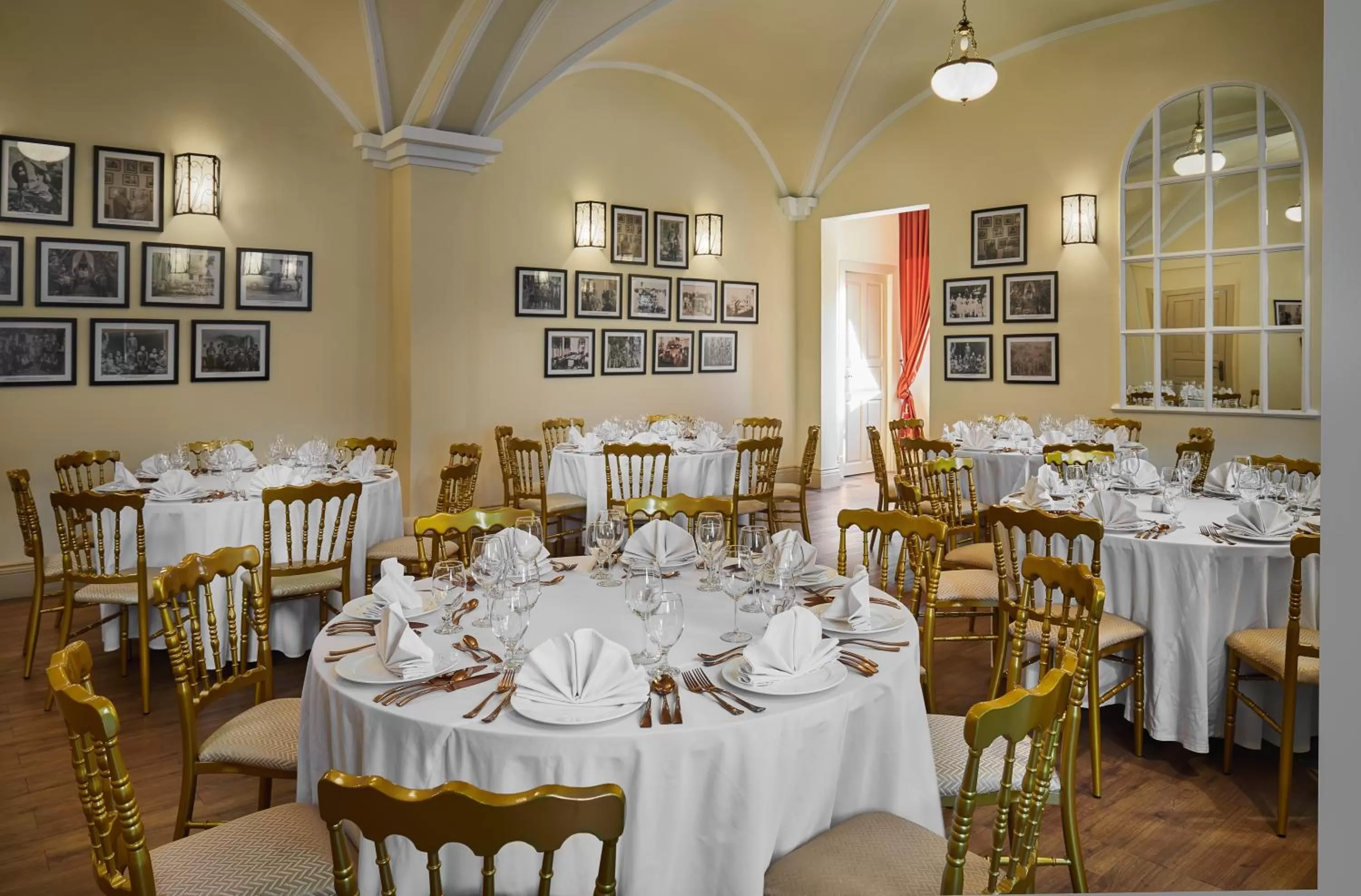 Banquet/Function facilities in Palace Gate Hotel & Resort by EHM