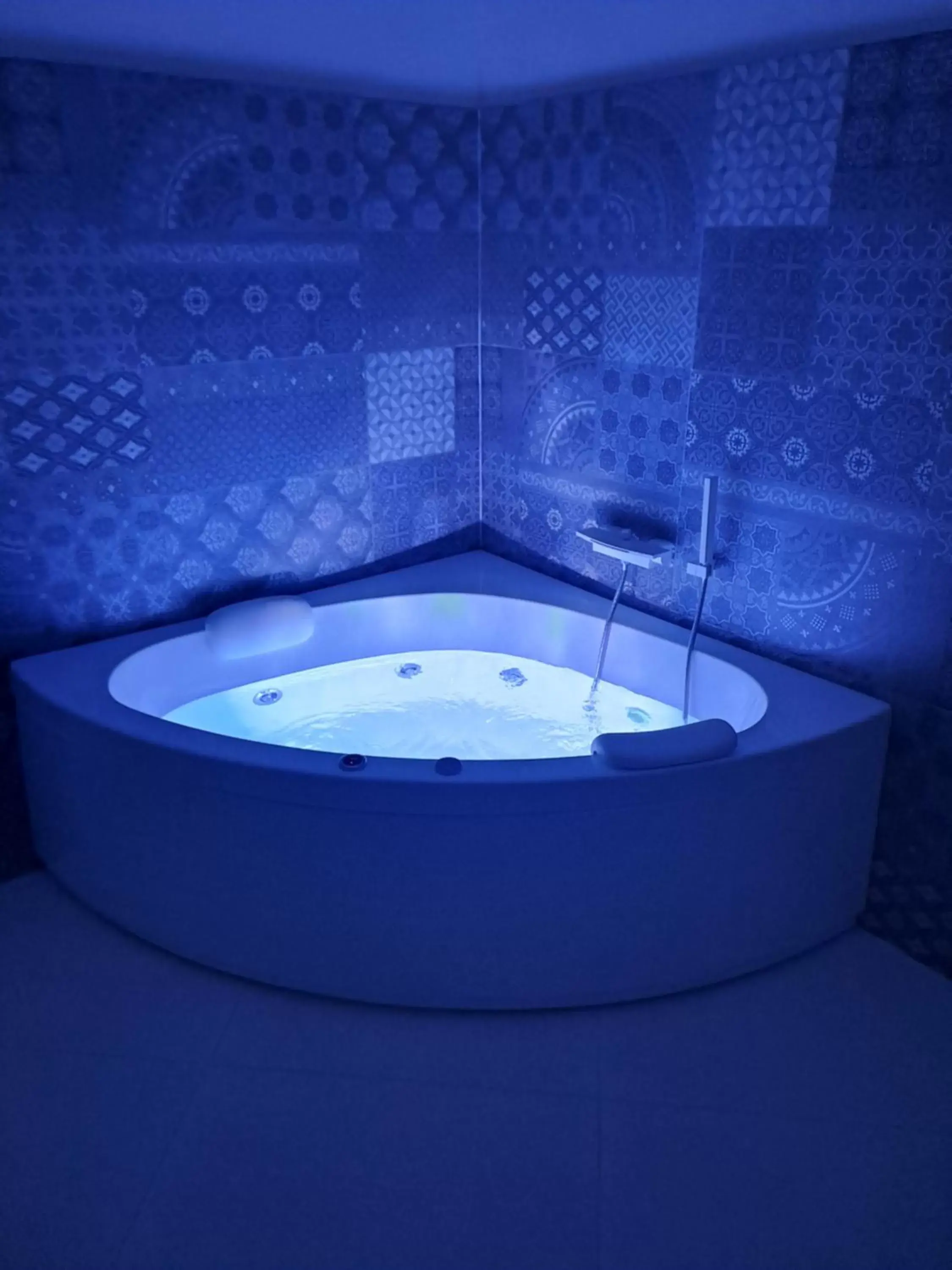 Hot Tub in La Luna sul Mare - Relax & Sea
