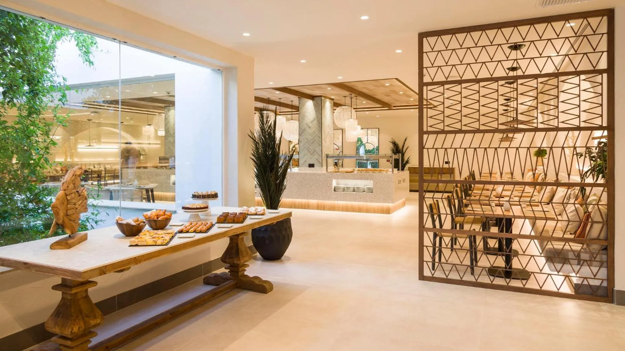 Dining area in Ilunion Menorca